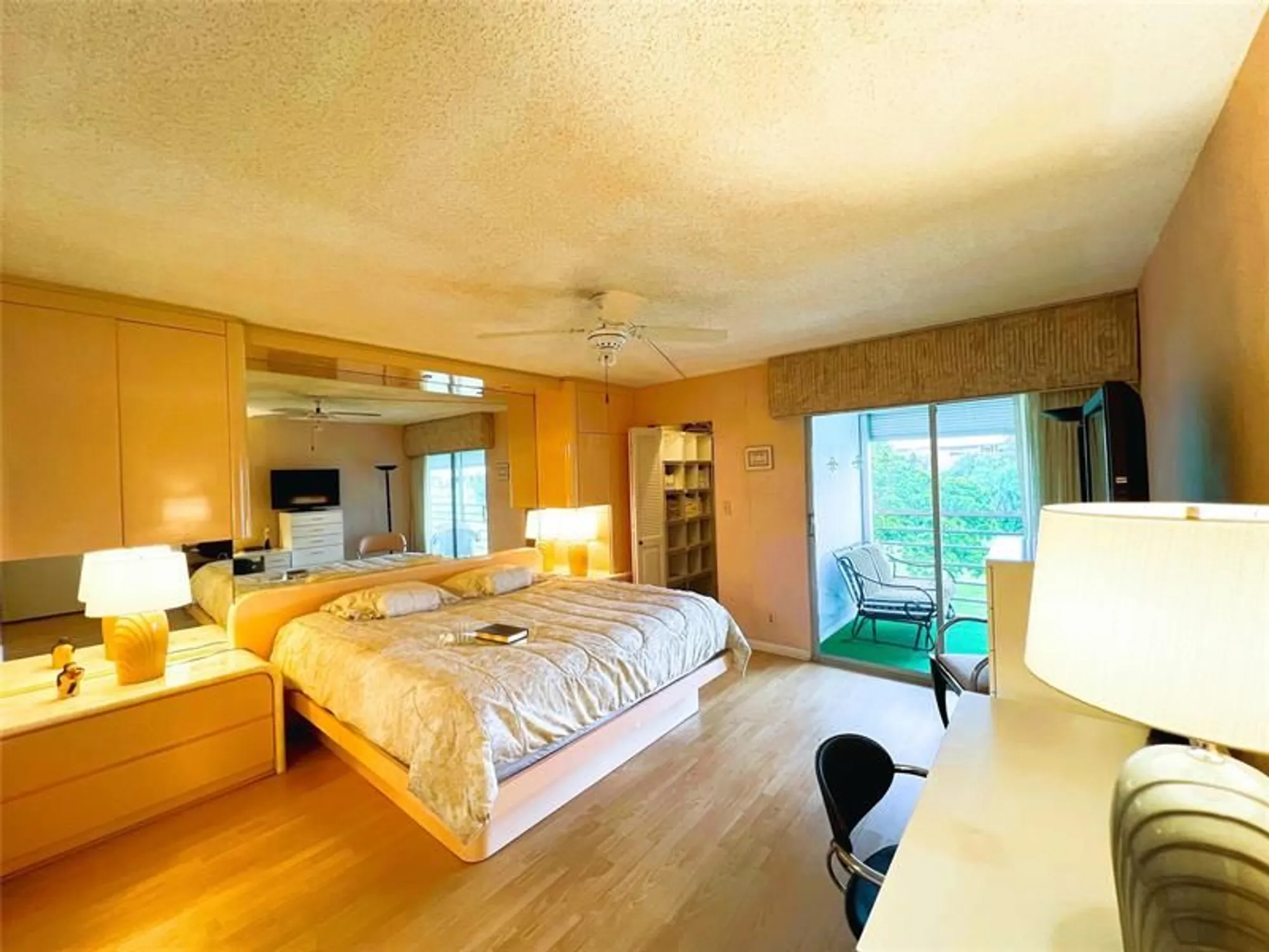 Property Slideshow image 4 of 38 | 2902 victoria cir e3, Coconut Creek, FL, 33066