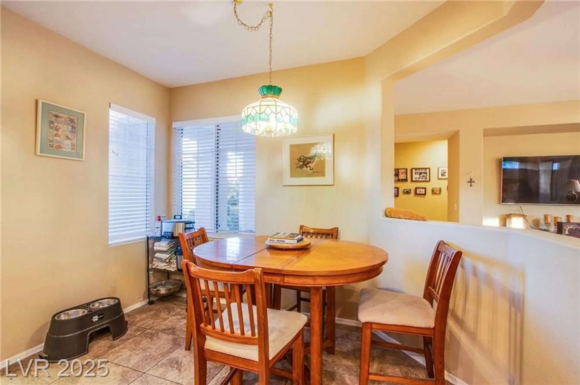 Property Slideshow image 18 of 31 | 2581 evansville ave, Henderson, NV, 89052