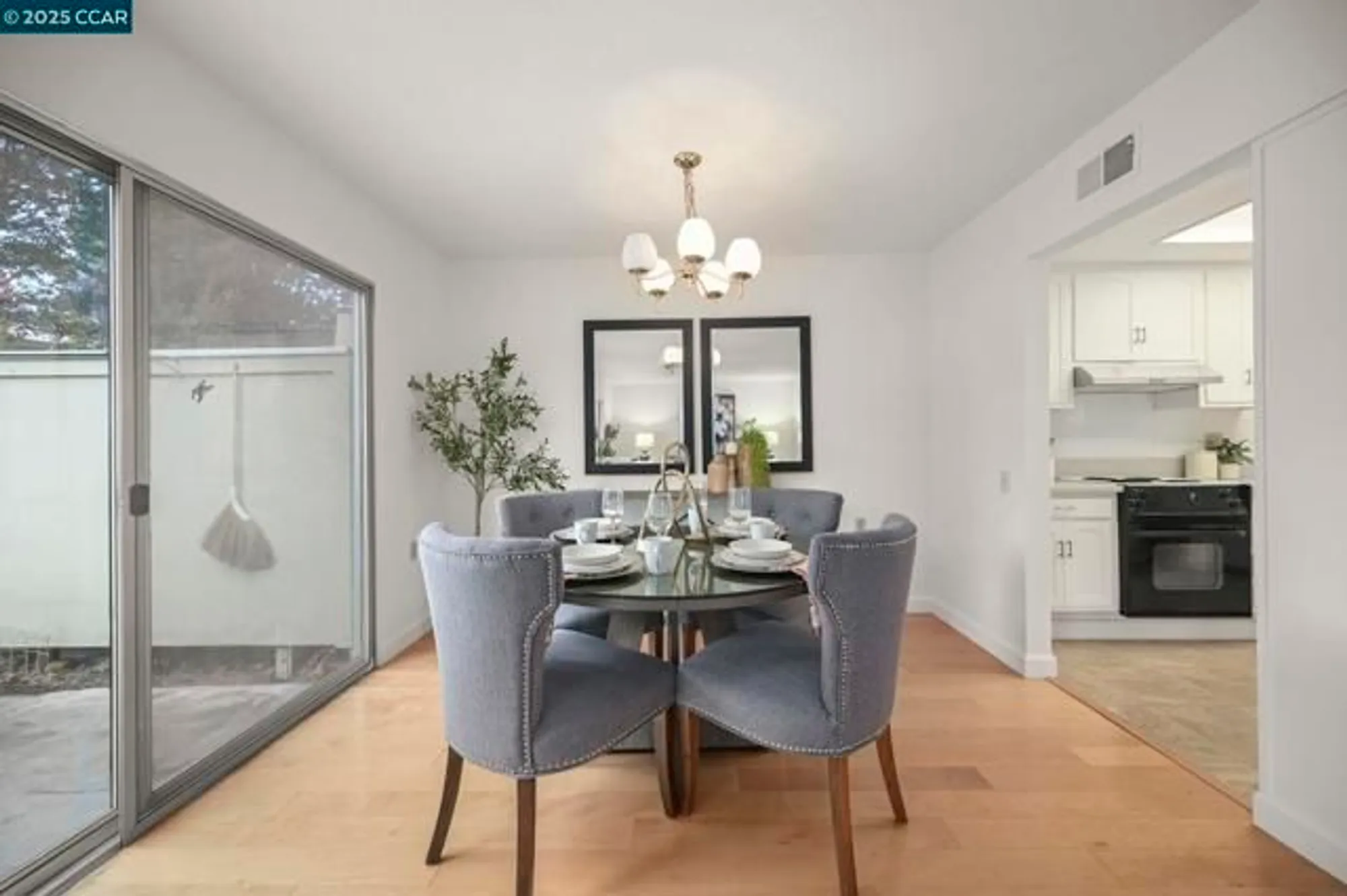 Property Slideshow image 9 of 40 | 1801 golden rain rd 3, Walnut Creek, CA, 94595