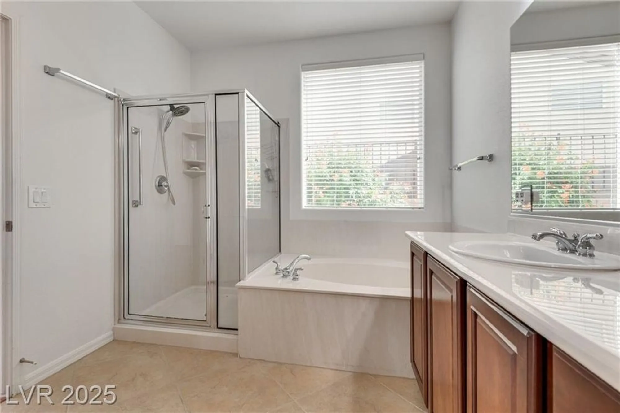 Property Slideshow image 24 of 34 | 2348 kalkaska dr, Henderson, NV, 89044
