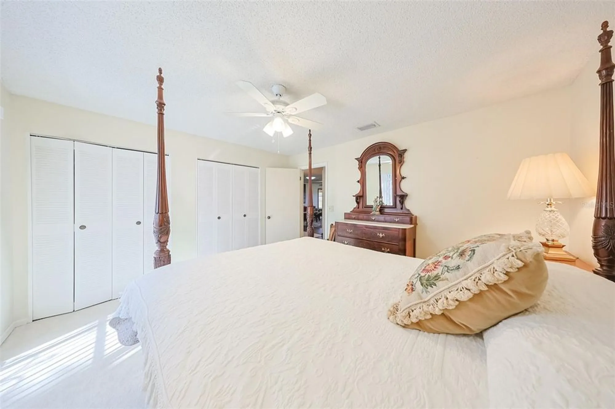 Property Slideshow image 42 of 69 | 1318 leland dr, Sun City Center, FL, 33573