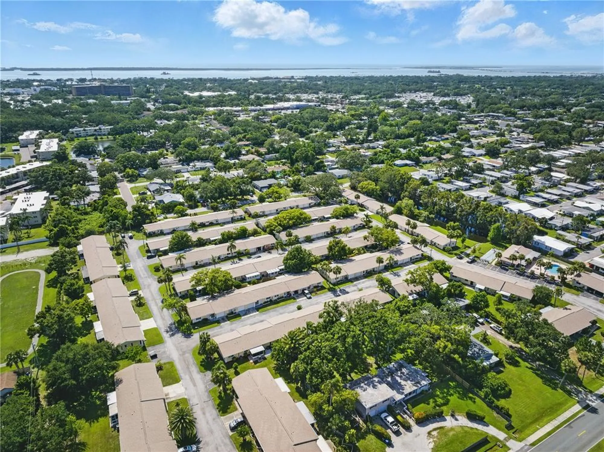 Property Slideshow image 25 of 36 | 858 cambridge ct # 858, Dunedin, FL, 34698