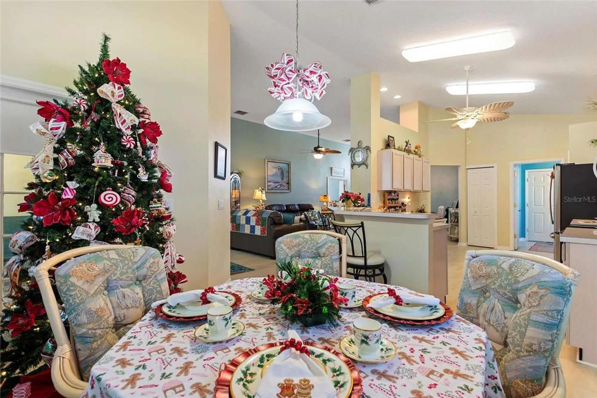 Property Slideshow image 17 of 60 | 642 vista oaks way, Davenport, FL, 33837