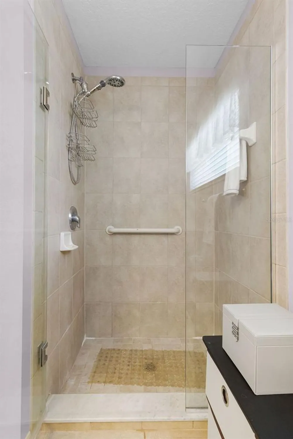 Property Slideshow image 15 of 46 | 3436 grenville dr, Winter Haven, FL, 33884