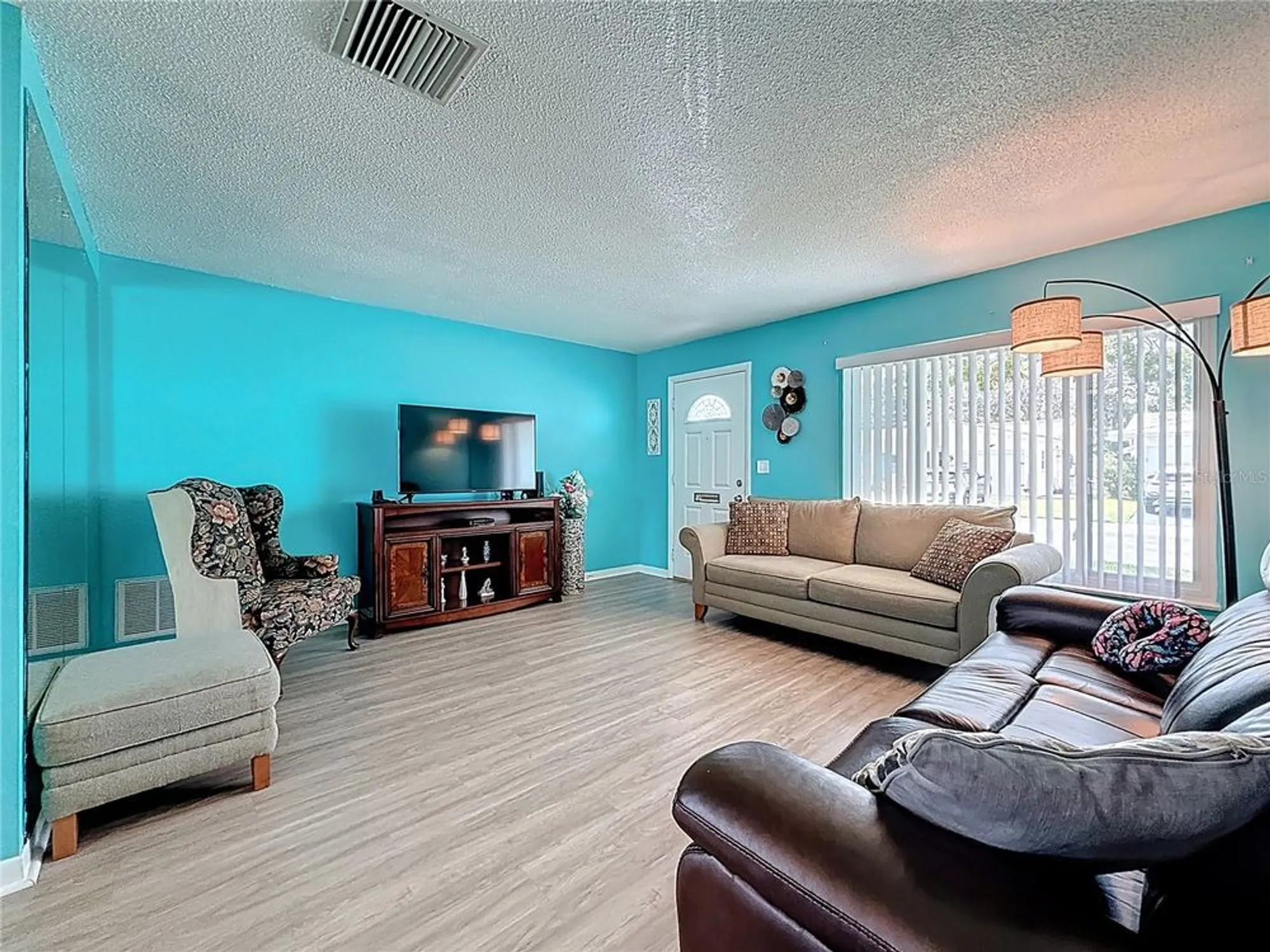 Property Slideshow image 12 of 57 | 9625 45th way, Pinellas Park, FL, 33782