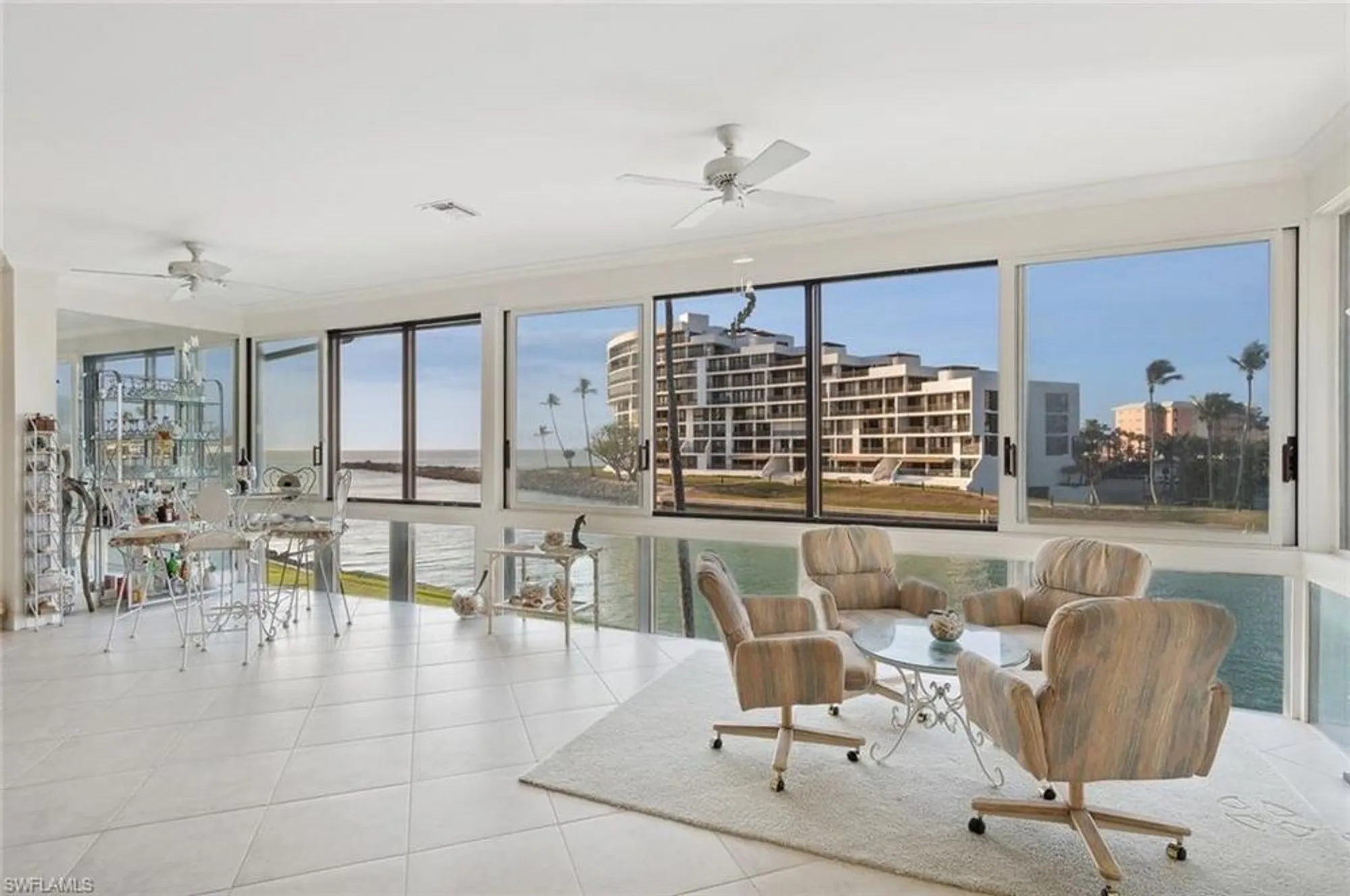 Property Slideshow image 9 of 28 | 2246 gulf shore blvd l2, Naples, FL, 34102