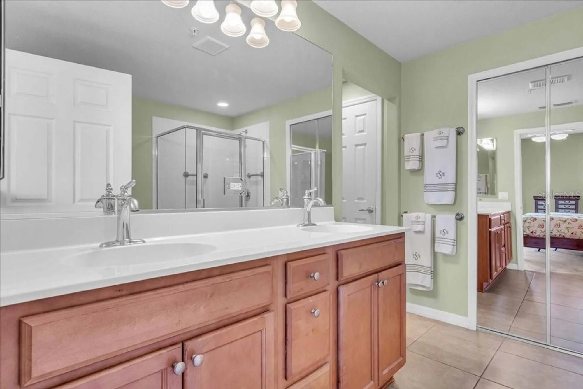 Property Slideshow image 12 of 24 | 1245 burgos dr 304, Sarasota, FL, 34238