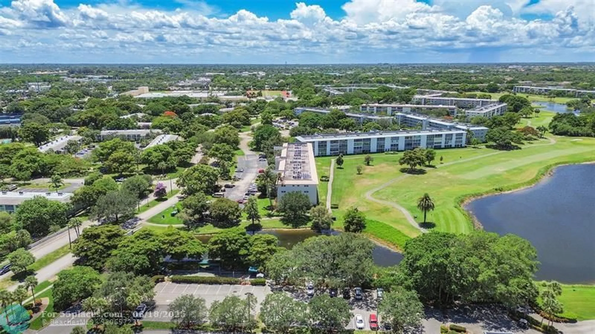 Property Slideshow image 37 of 48 | 2801 victoria way apt d3, Coconut Creek, FL, 33066