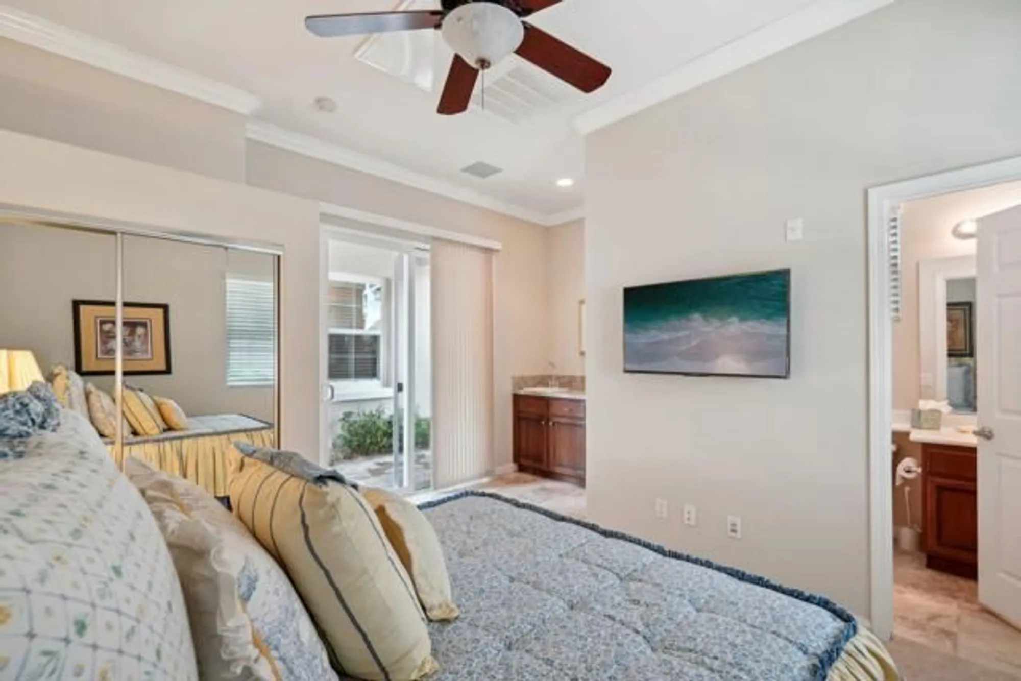 Property Slideshow image 26 of 99 | 81206 barrel cactus rd, La Quinta, CA, 92253