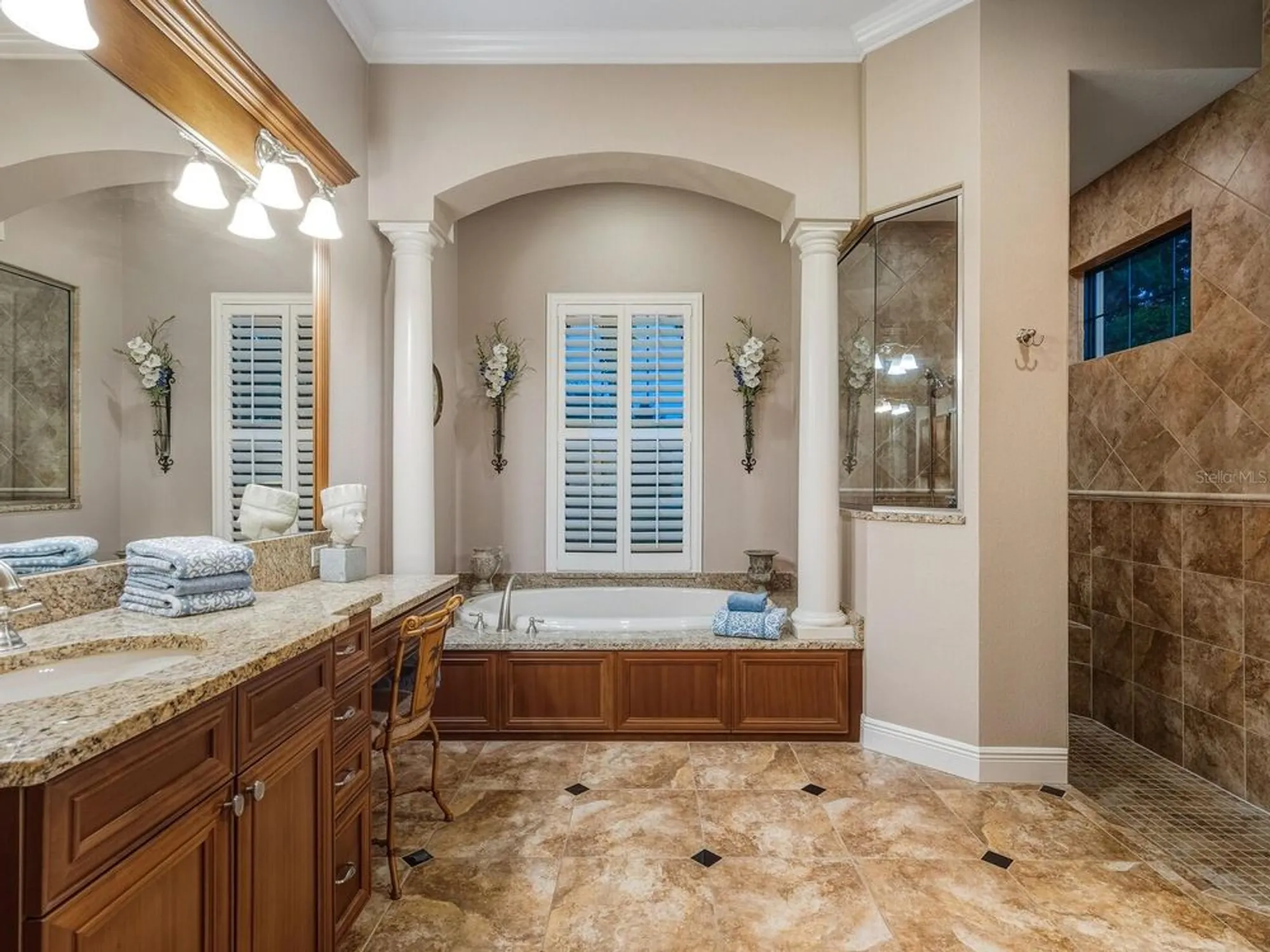 Property Slideshow image 36 of 83 | 26725 raphis royale blvd, Englewood, FL, 34223