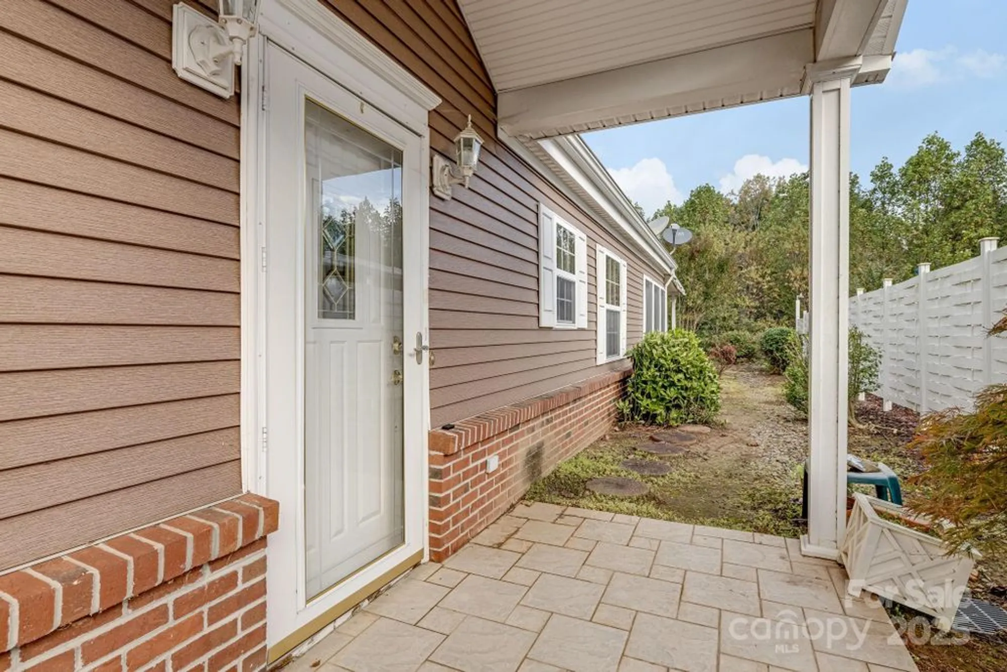 Property Slideshow image 4 of 34 | 11 heather way d, Candler, NC, 28715