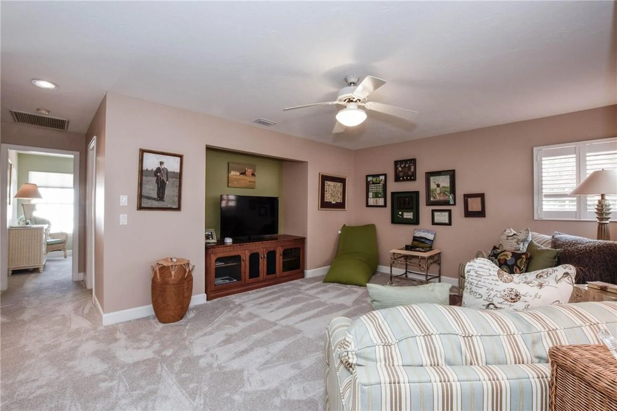 Property Slideshow image 25 of 66 | 404 cardiff rd 17, Venice, FL, 34293