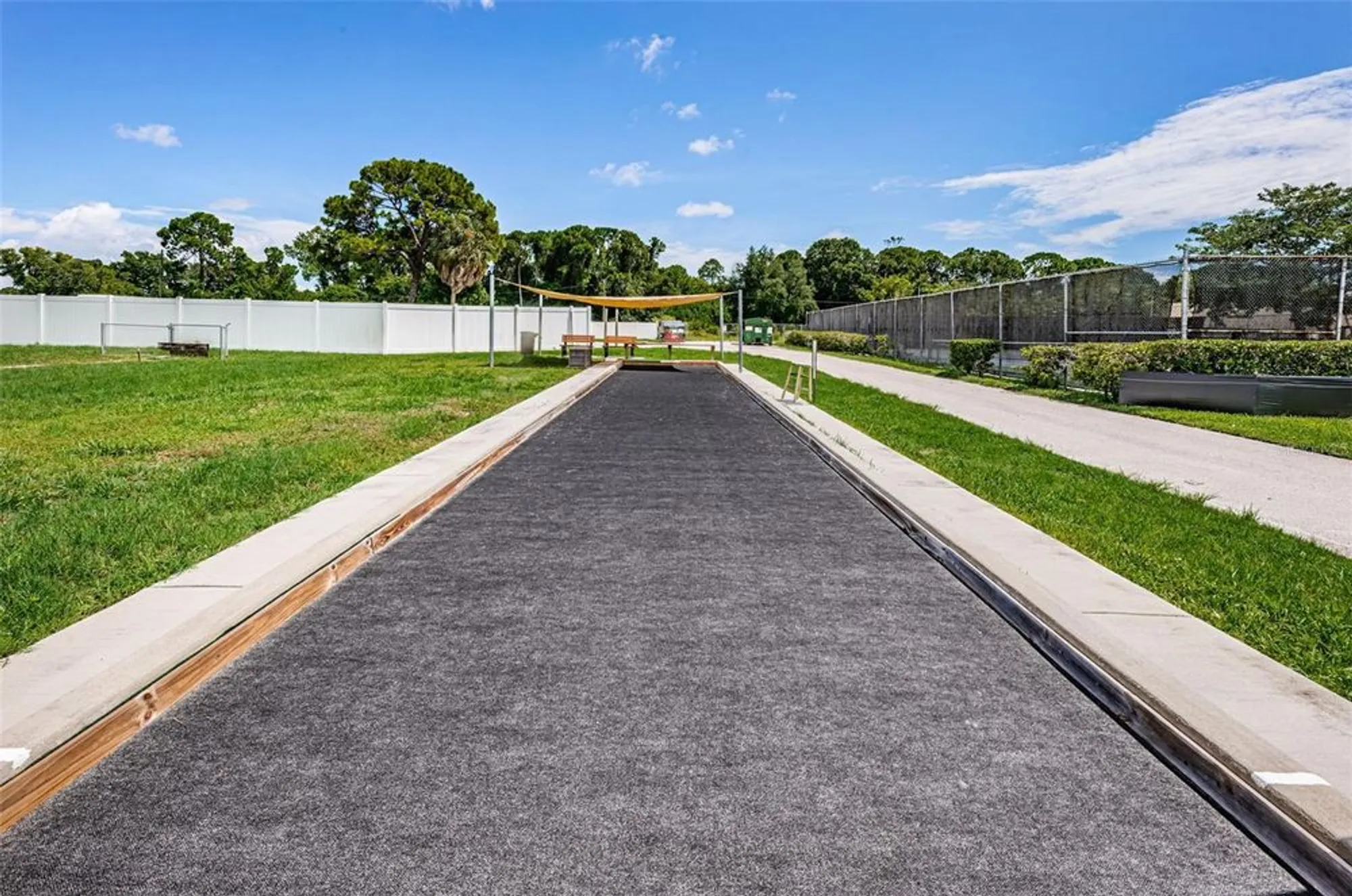 Property Slideshow image 57 of 84 | 5501 80th st n unit 405, St Petersburg, FL, 33709