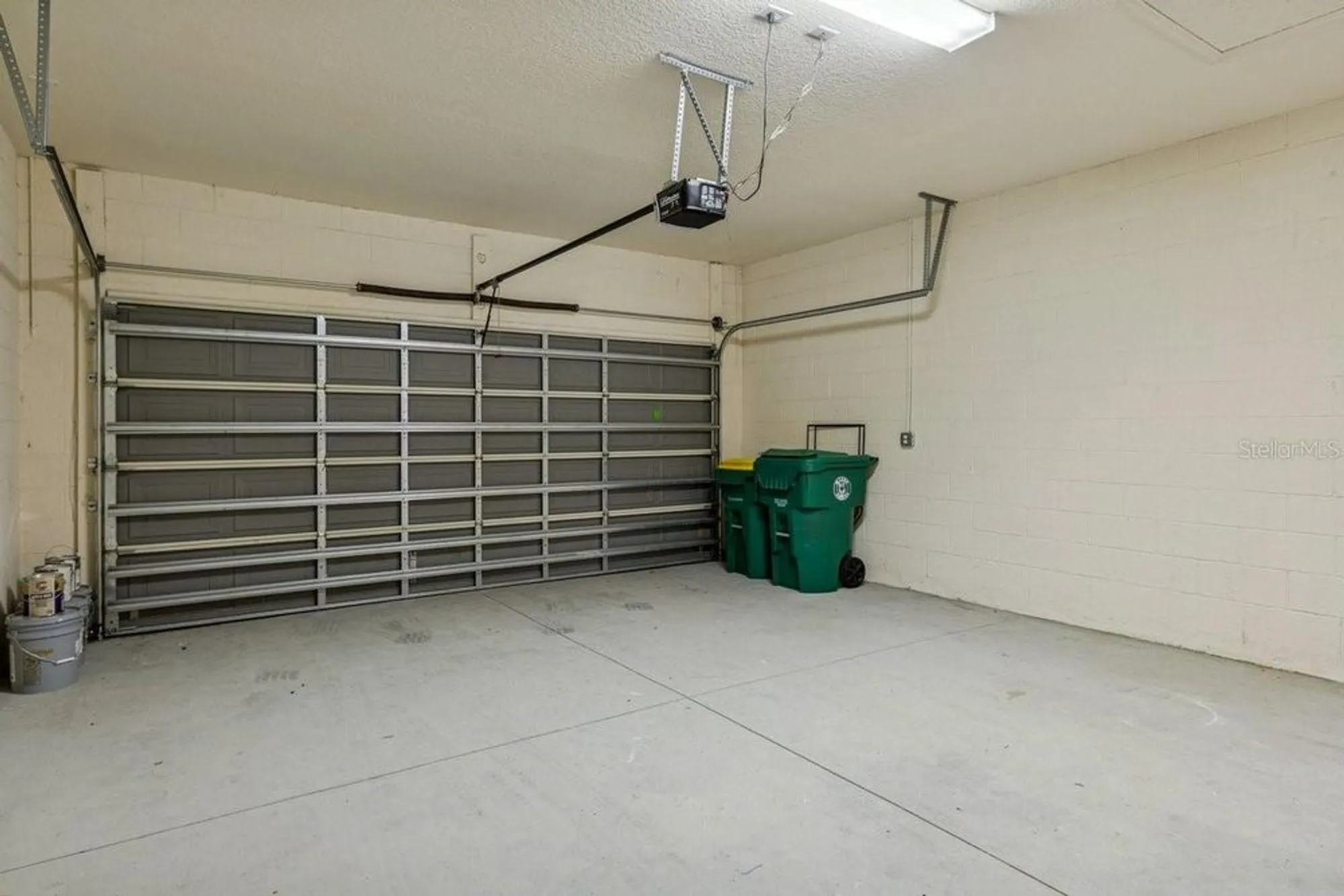 Property Slideshow image 39 of 44 | 902 heron point cir, Deland, FL, 32724