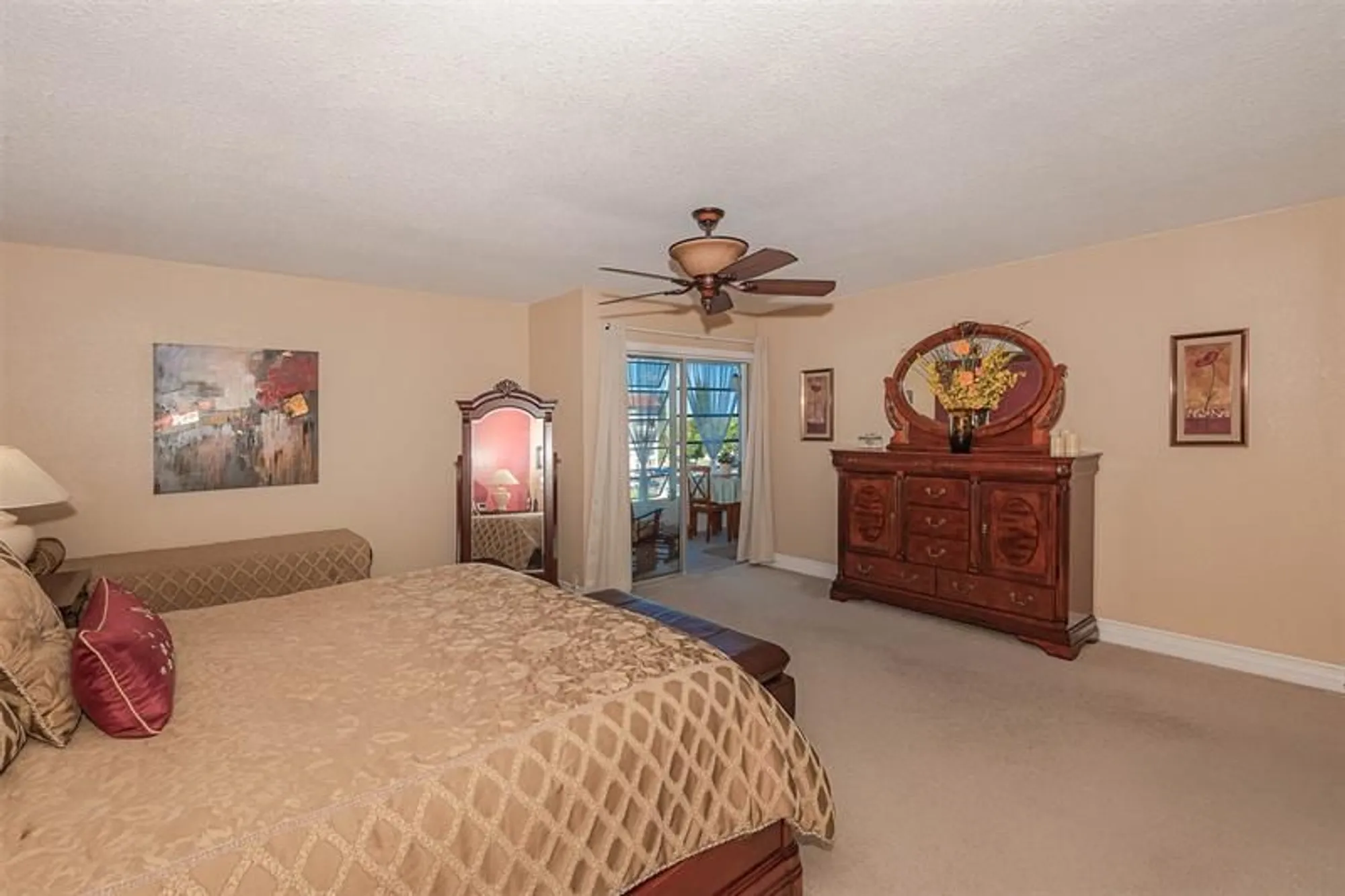 Property Slideshow image 20 of 45 | 4751 nw 21st st 4p, Lauderhill, FL, 33313