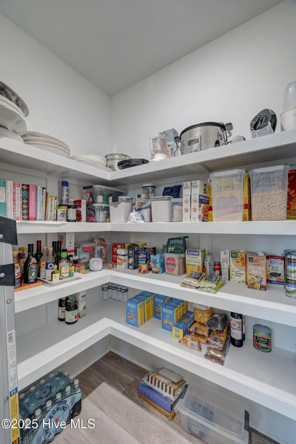 Property Slideshow image 20 of 100 | 5119 creswell dr, Leland, NC, 28451