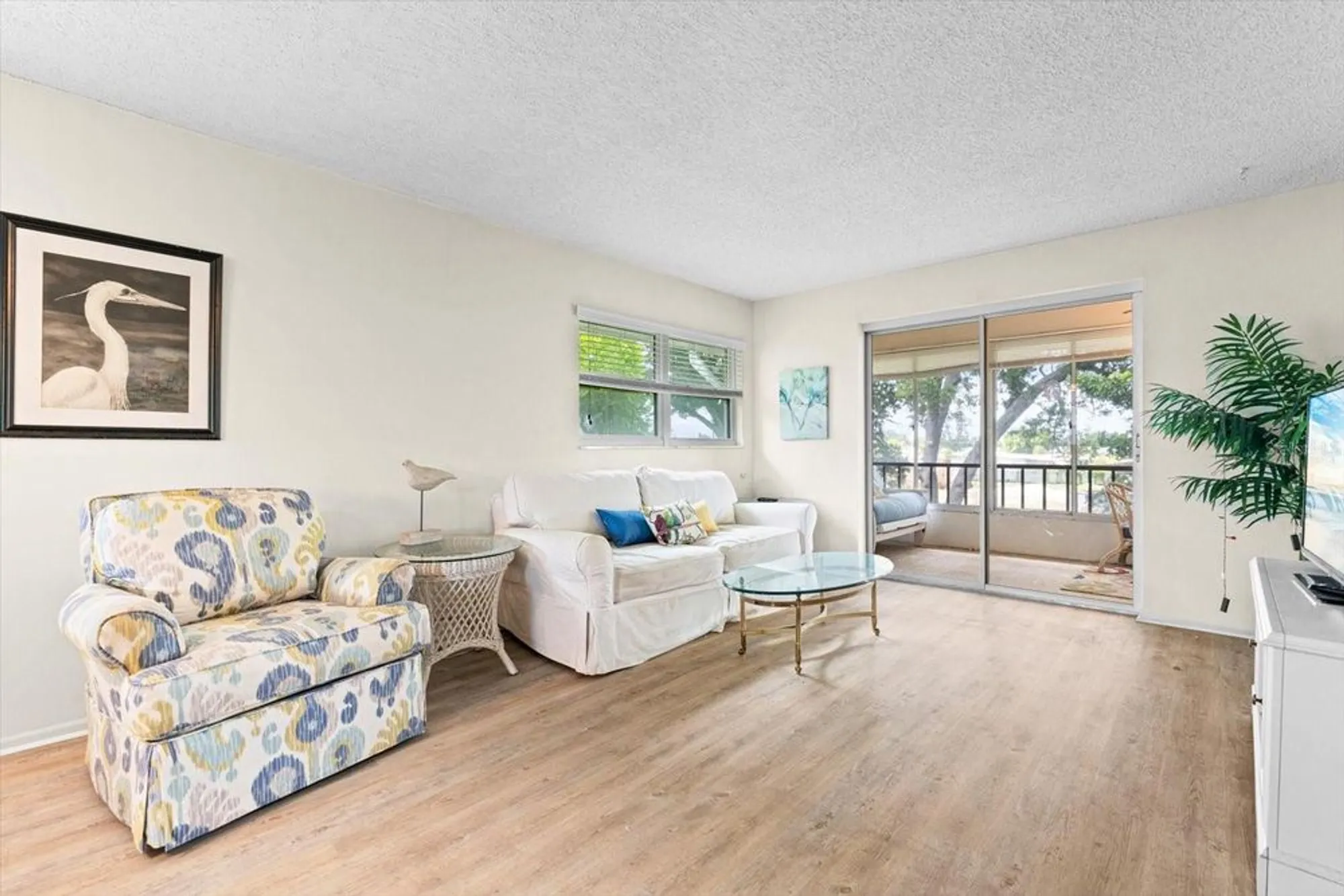 Property Slideshow image 14 of 27 | 304 47th avenue dr 307, Bradenton, FL, 34207