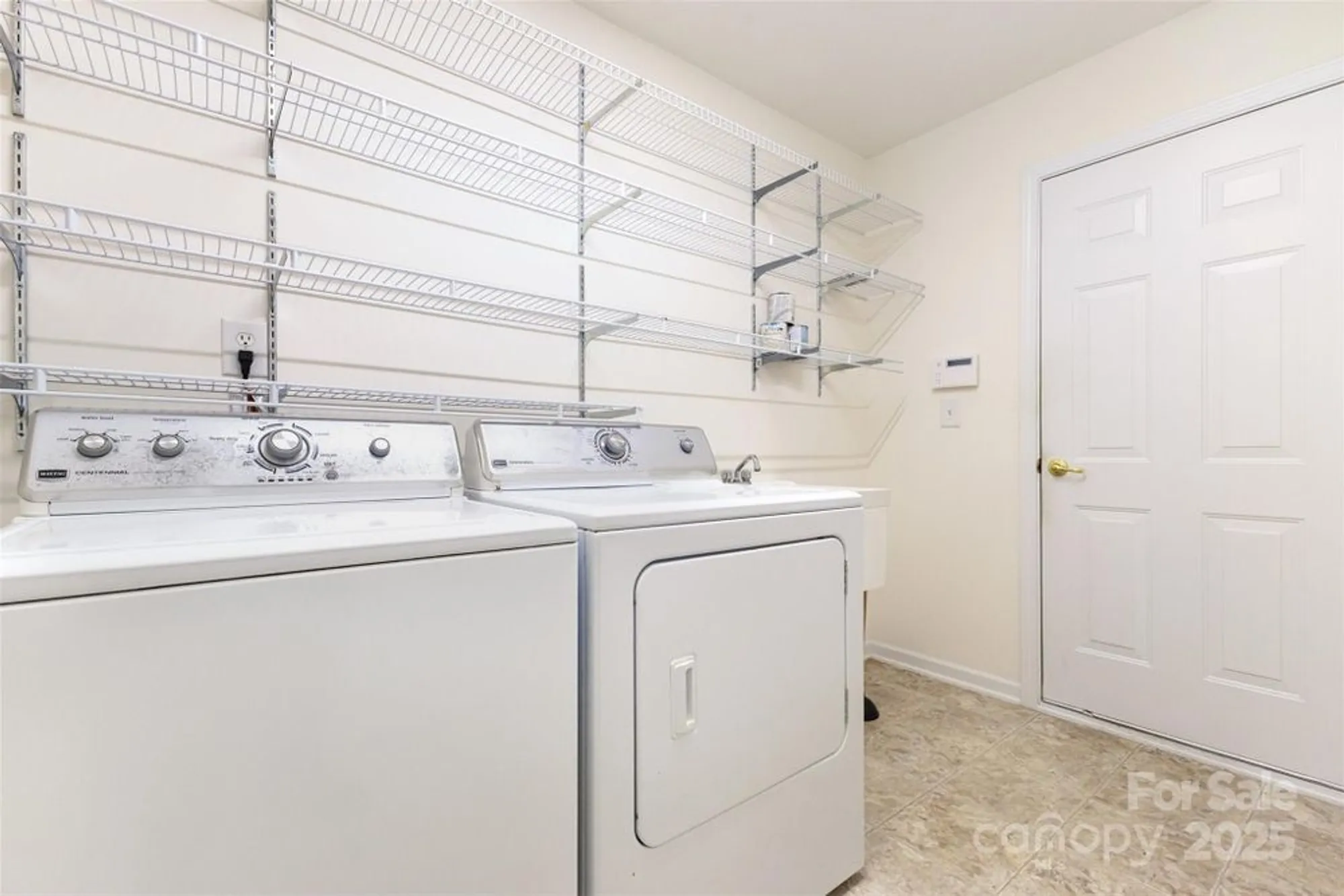 Property Slideshow image 35 of 48 | 977 platinum dr, Fort Mill, SC, 29708