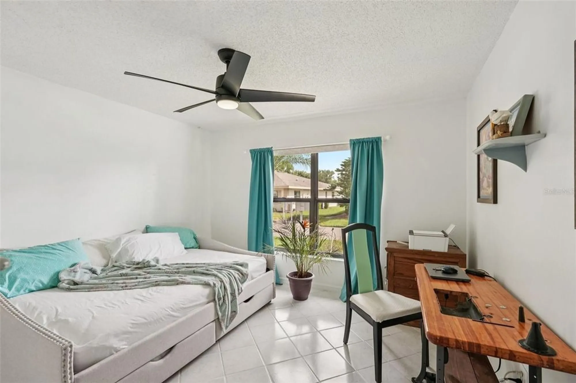 Property Slideshow image 19 of 51 | 1604 leland dr, Sun City Center, FL, 33573