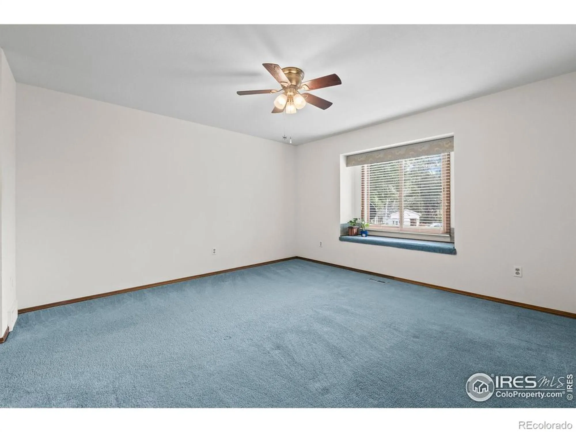 Property Slideshow image 16 of 31 | 1100 taft ave unit 46, Loveland, CO, 80537