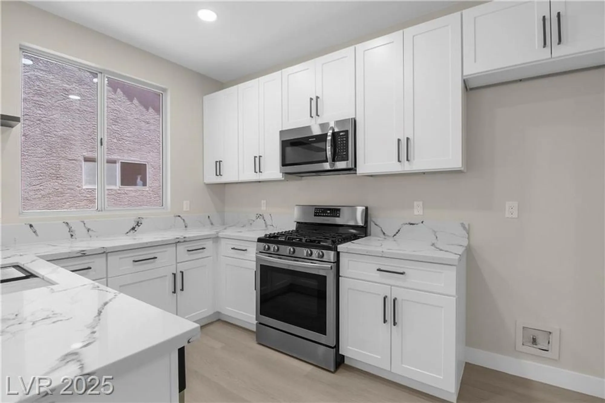 Property Slideshow image 27 of 46 | 2118 high mesa dr, Henderson, NV, 89012