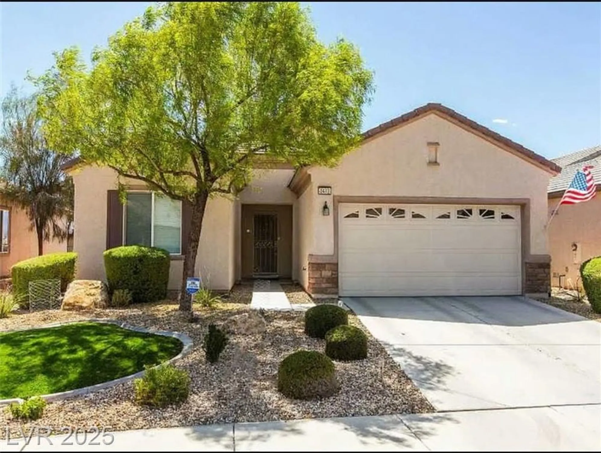 Property Slideshow image 1 of 17 | 2473 luminous stars st, Henderson, NV, 89044