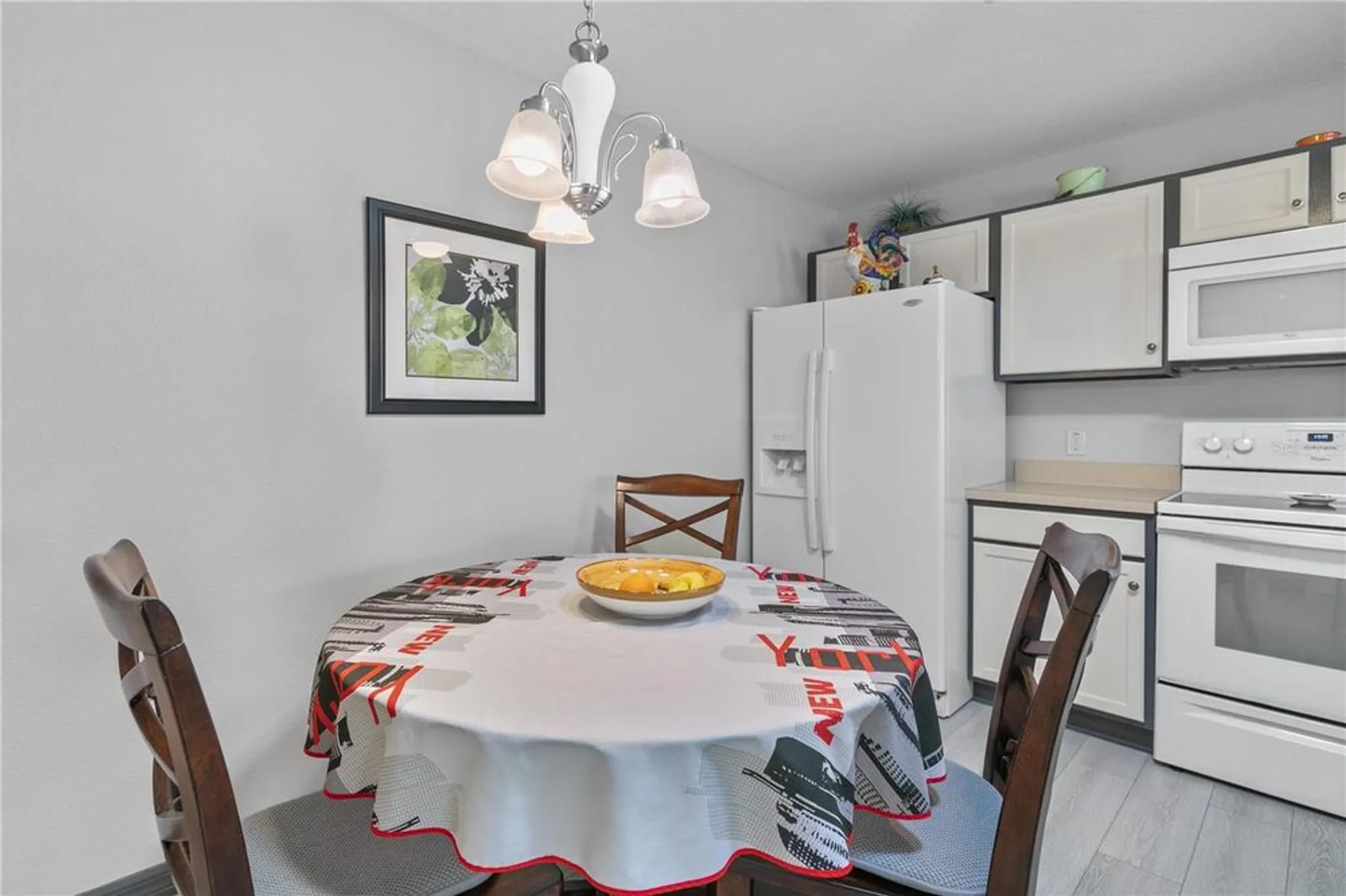 Property Slideshow image 13 of 42 | 3374 castlegate ct, The Villages, FL, 32163