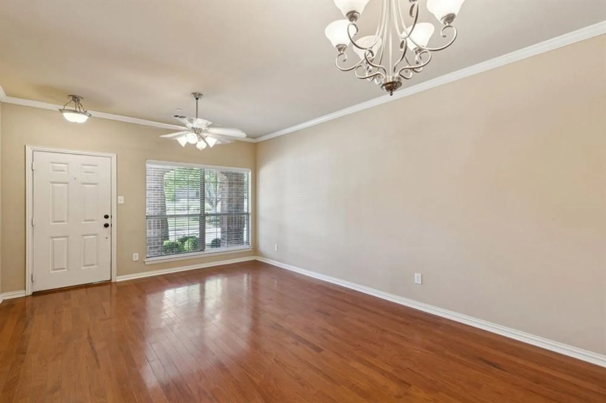 Property Slideshow image 4 of 31 | 5786 antique rose trl, Fairview, TX, 75069