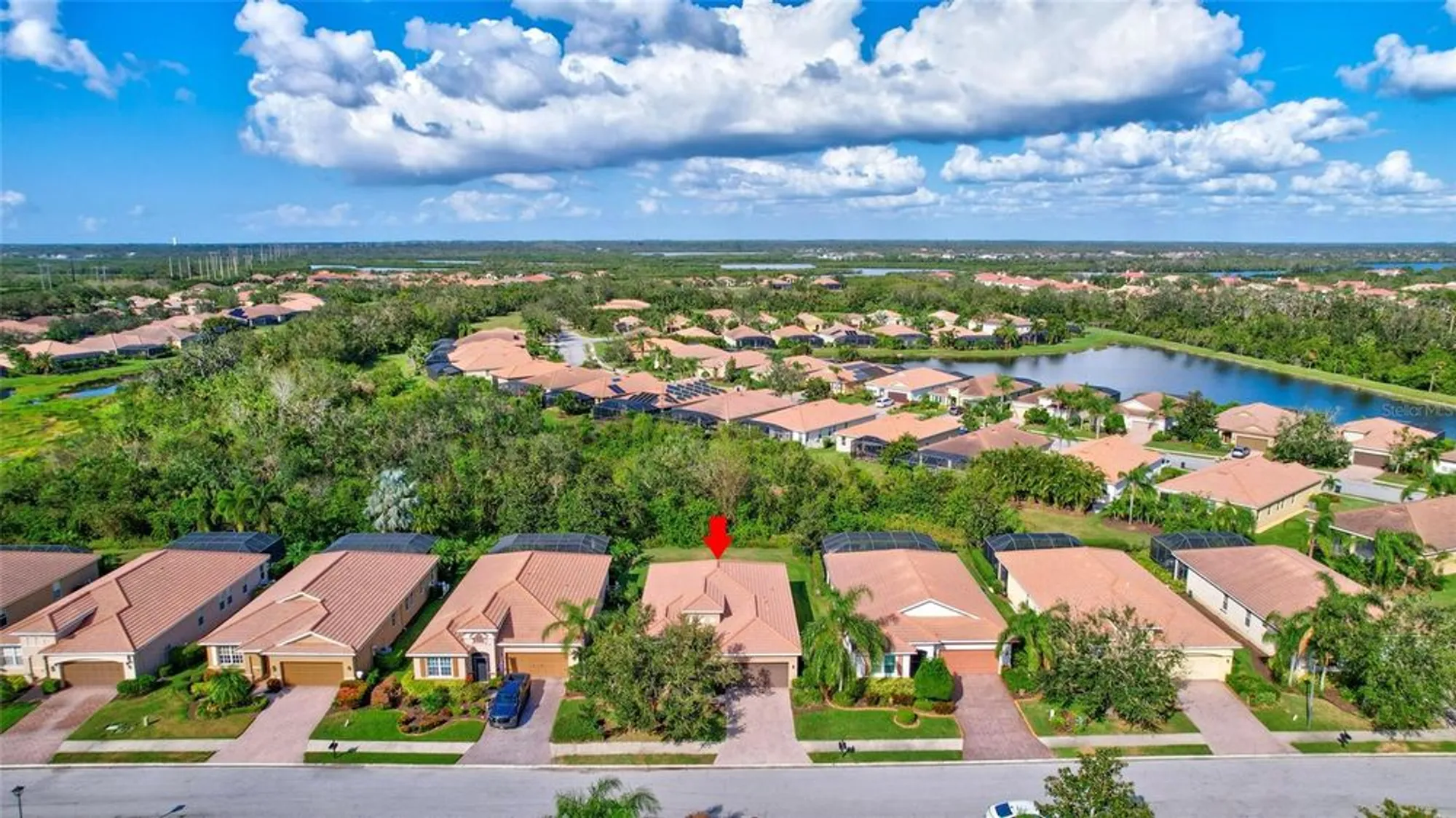 Property Slideshow image 1 of 68 | 9019 heritage sound dr, Bradenton, FL, 34212
