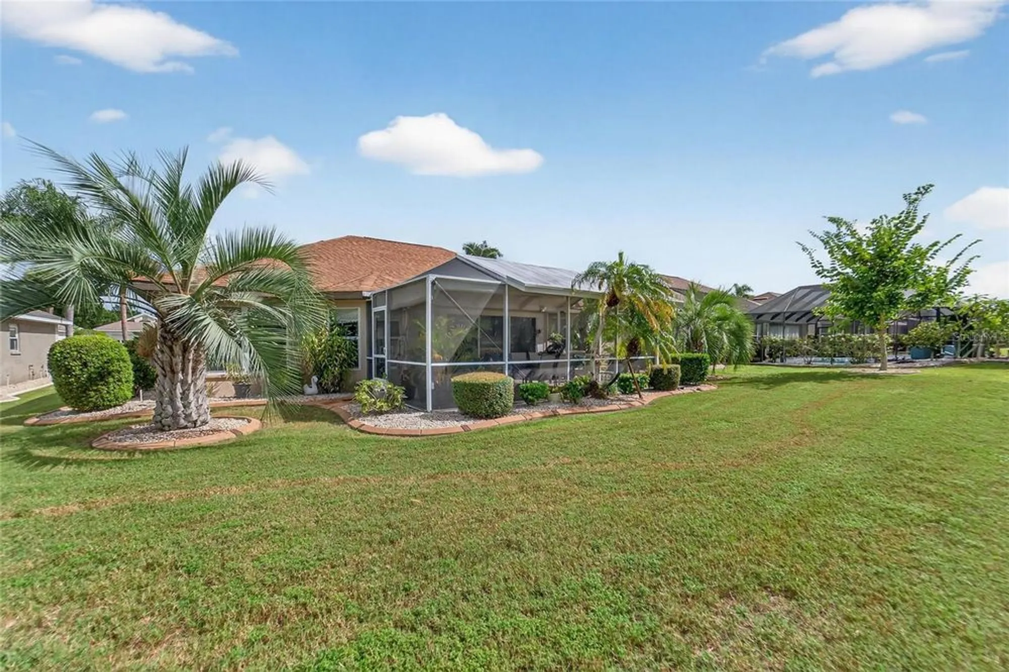 Property Slideshow image 48 of 73 | 326 caloosa palms ct, Sun City Center, FL, 33573