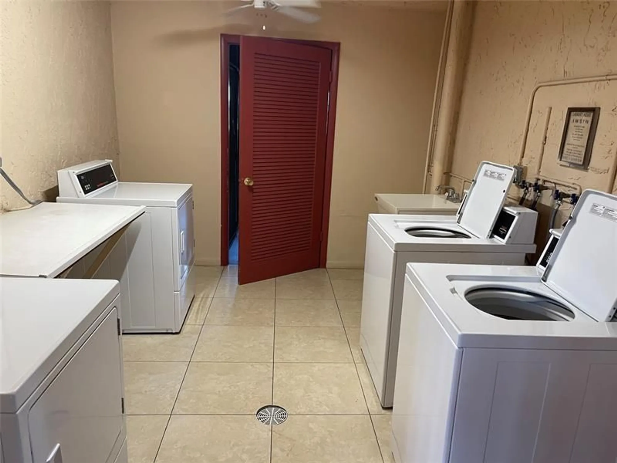 Property Slideshow image 21 of 57 | 1005 country club dr apt 205, Margate, FL, 33063