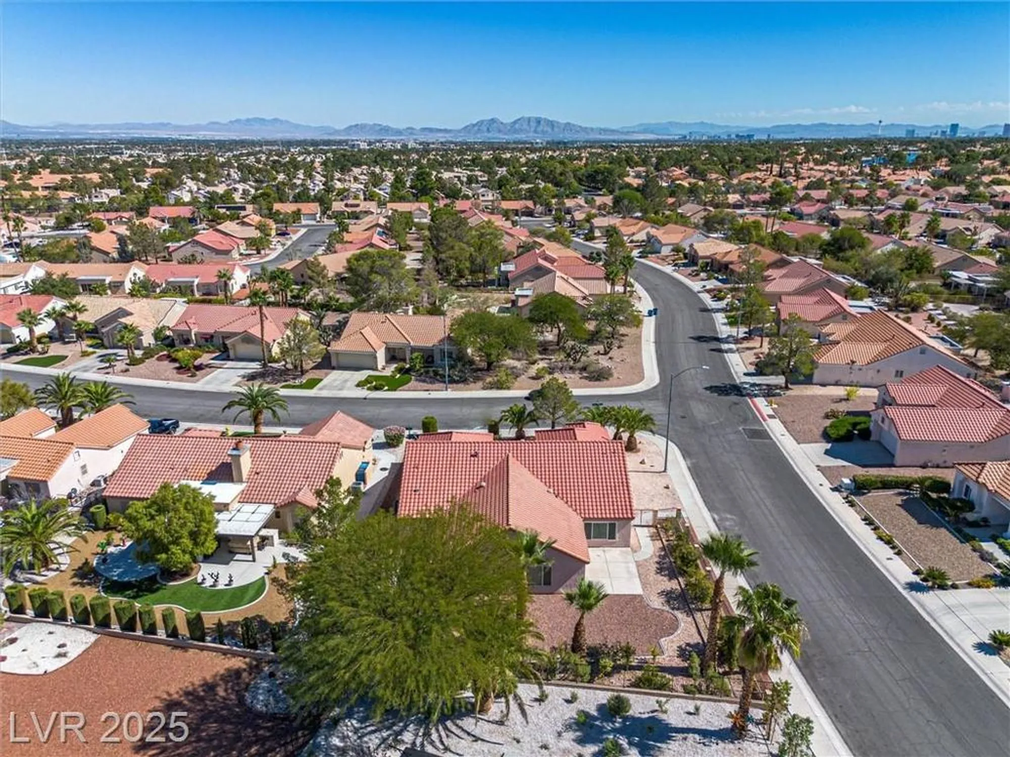 Property Slideshow image 59 of 66 | 3001 merimar dr, Las Vegas, NV, 89134