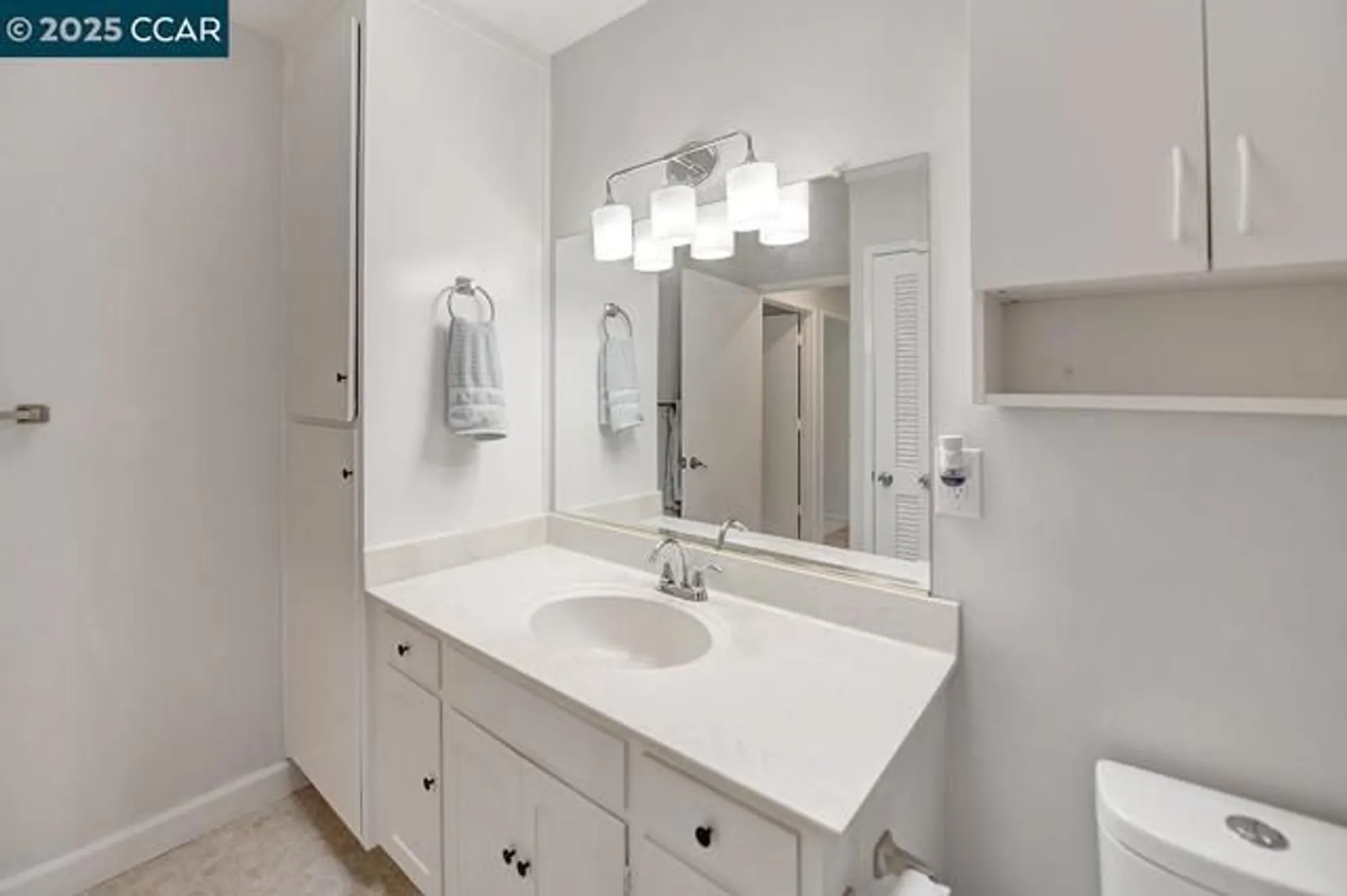 Property Slideshow image 27 of 43 | 1427 rockledge ln apt 5, Walnut Creek, CA, 94595