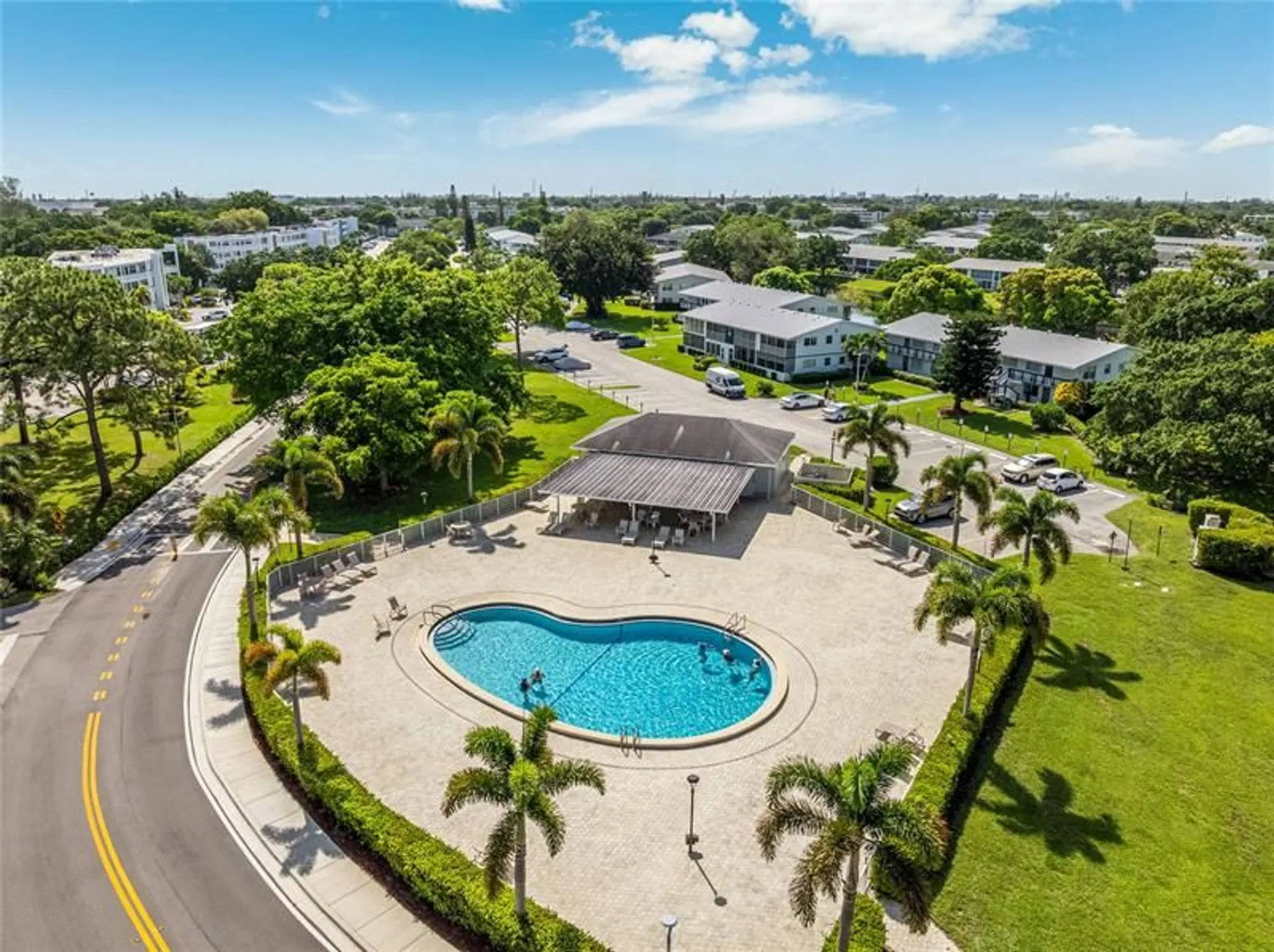 Property Slideshow image 25 of 27 | 2019 islewood d # 2019, Deerfield Beach, FL, 33442