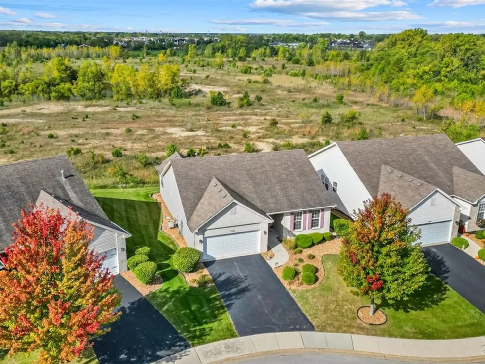 Property Slideshow image 25 of 32 | 17228 como ave, Lockport, IL, 60441