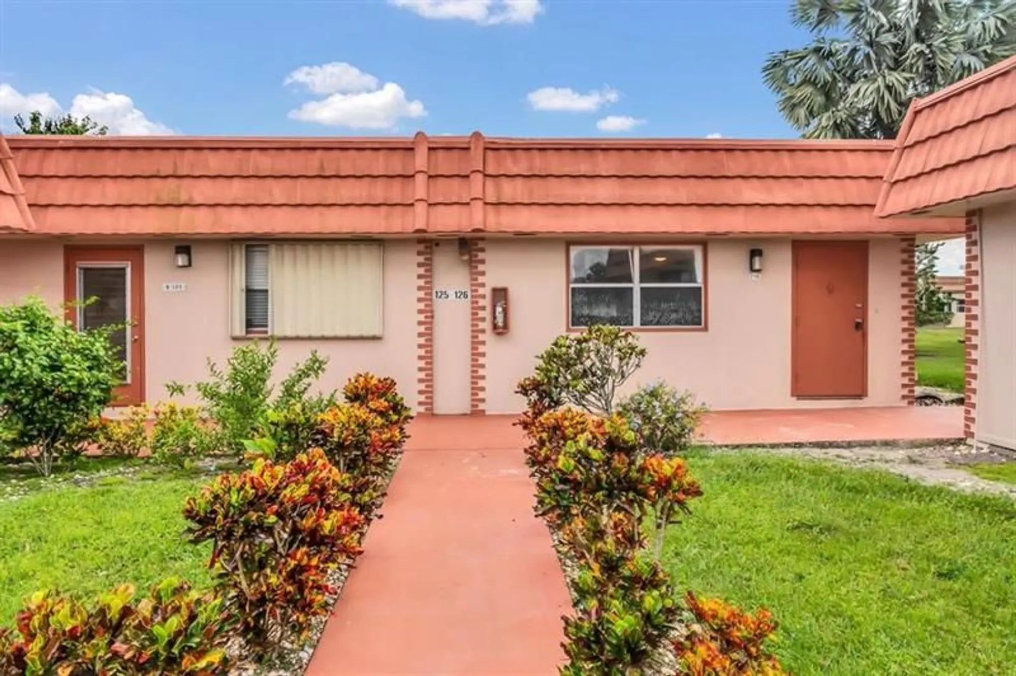 Property Slideshow image 8 of 46 | 126 seville e unit e, Delray Beach, FL, 33446