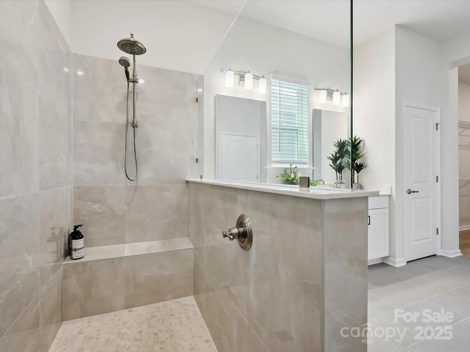 Property Slideshow image 17 of 28 | 1334 idyllic ln, Waxhaw, NC, 28173