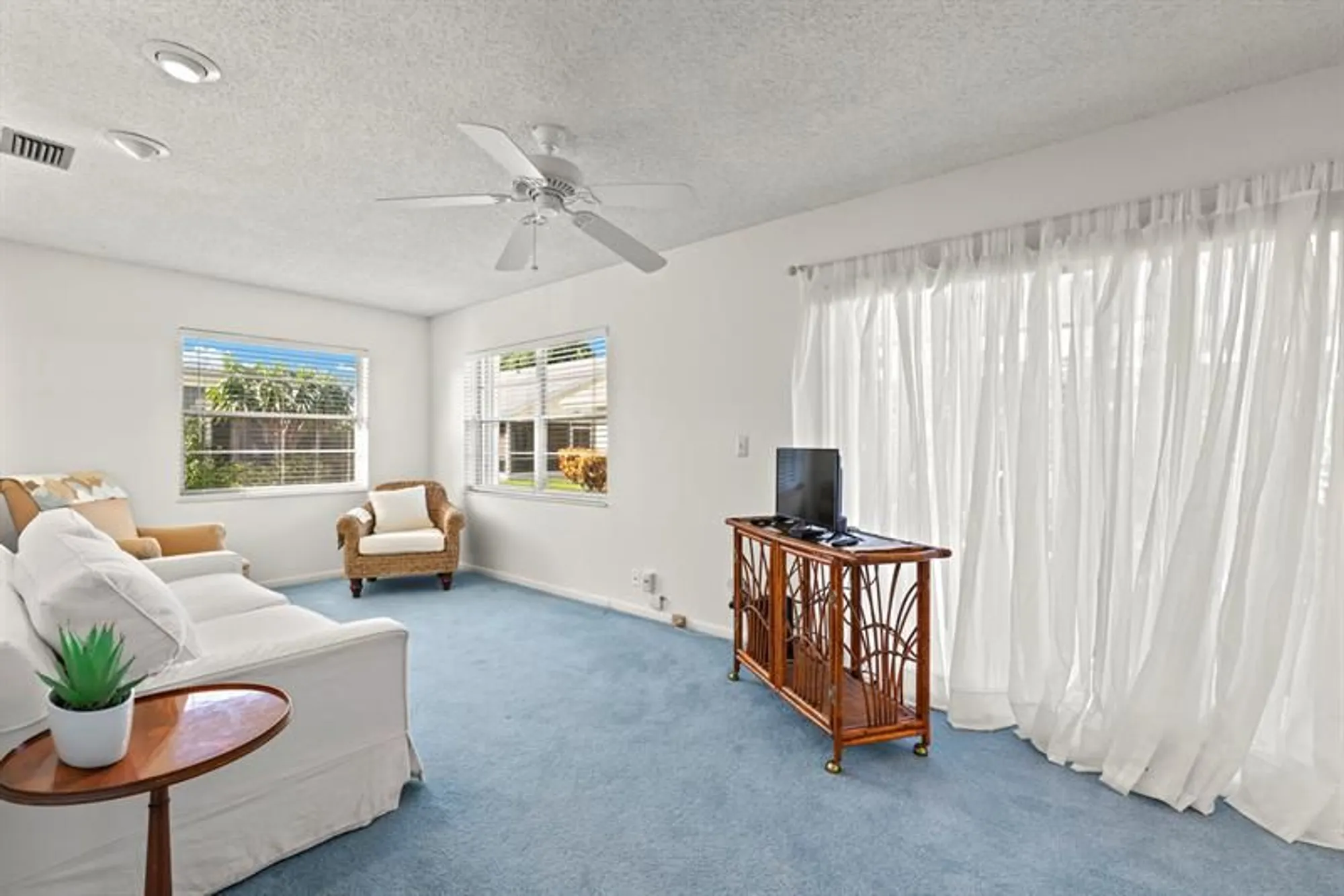 Property Slideshow image 13 of 40 | 6306 dusenburg rd, Delray Beach, FL, 33484