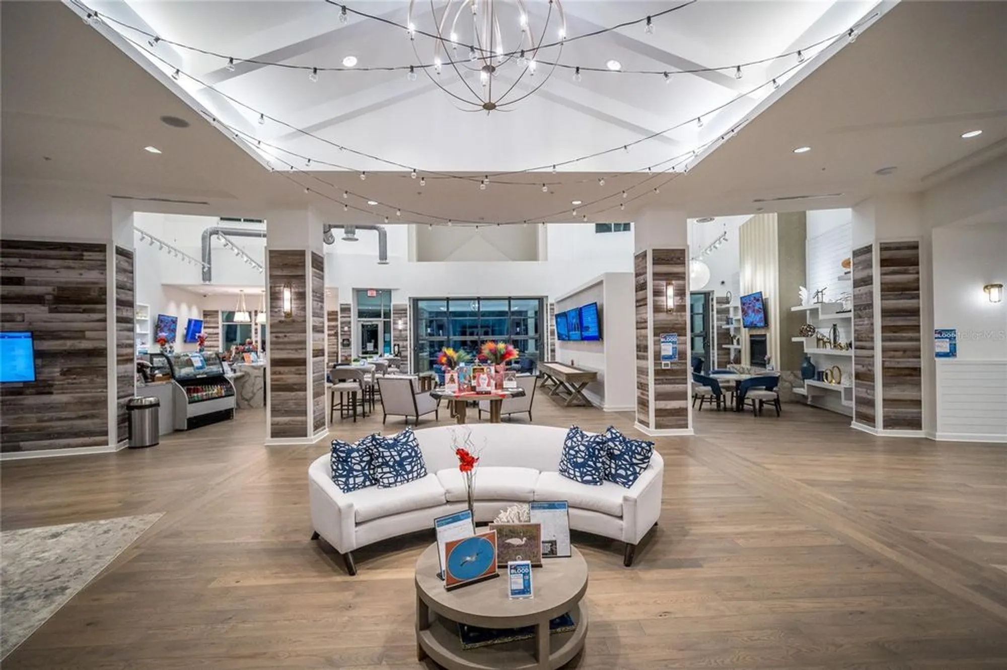 Property Slideshow image 56 of 68 | 18629 coastal shore ter, Land O Lakes, FL, 34638