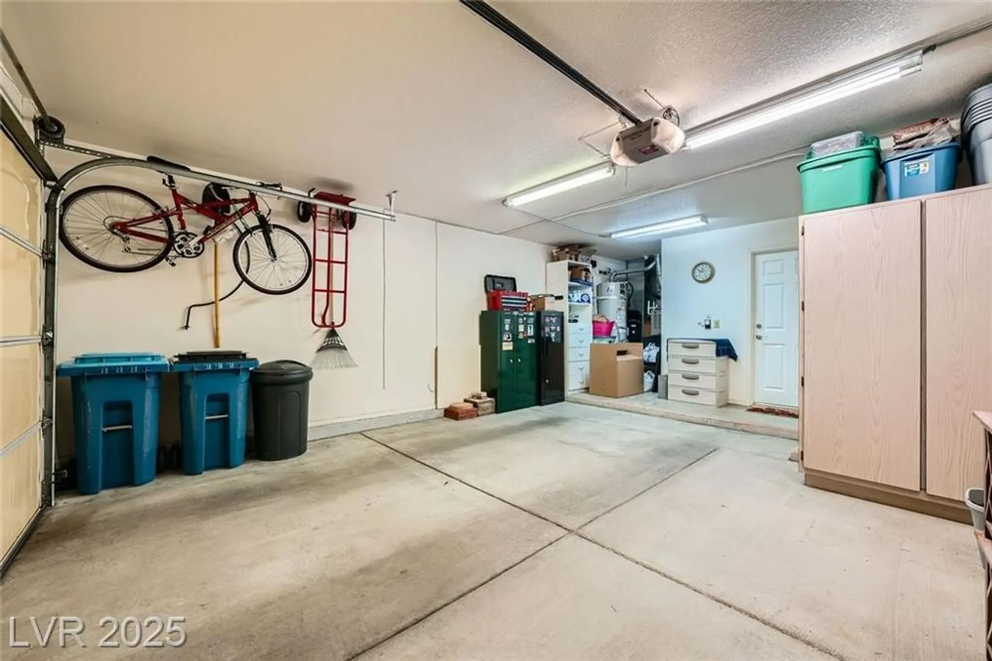 Property Slideshow image 34 of 53 | 9024 starmount dr, Las Vegas, NV, 89134