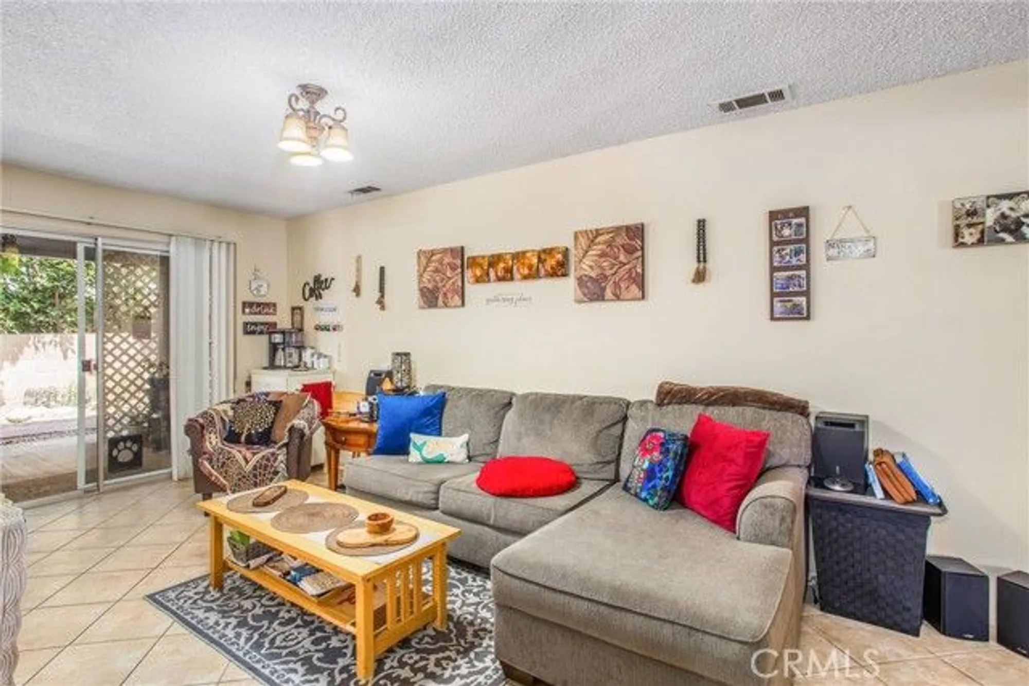Property Slideshow image 6 of 24 | 2307 el toro cir, Hemet, CA, 92545