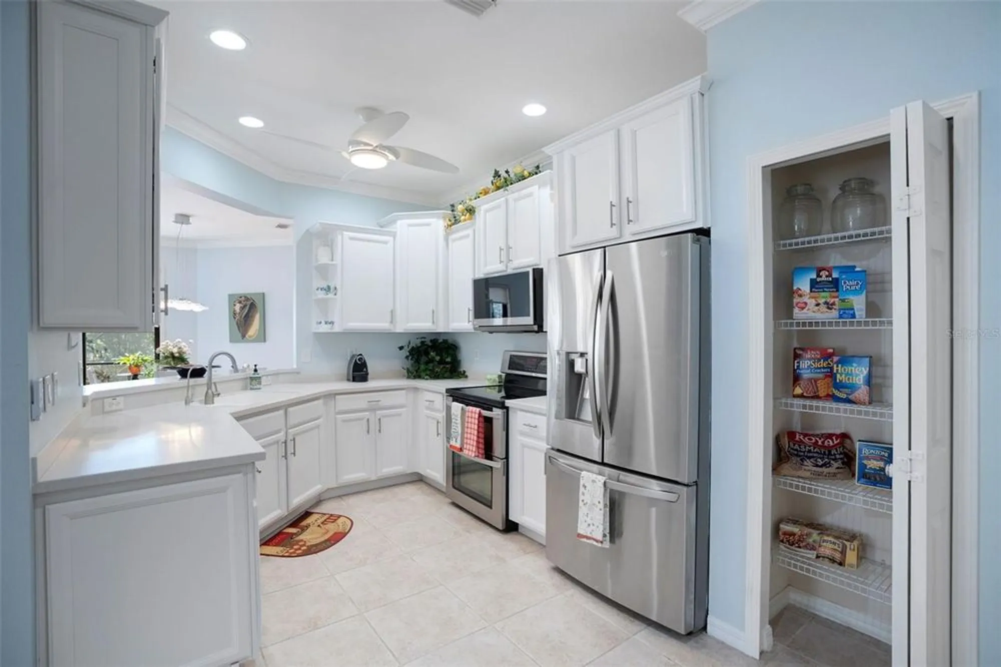 Property Slideshow image 14 of 36 | 1410 maseno dr, Venice, FL, 34292