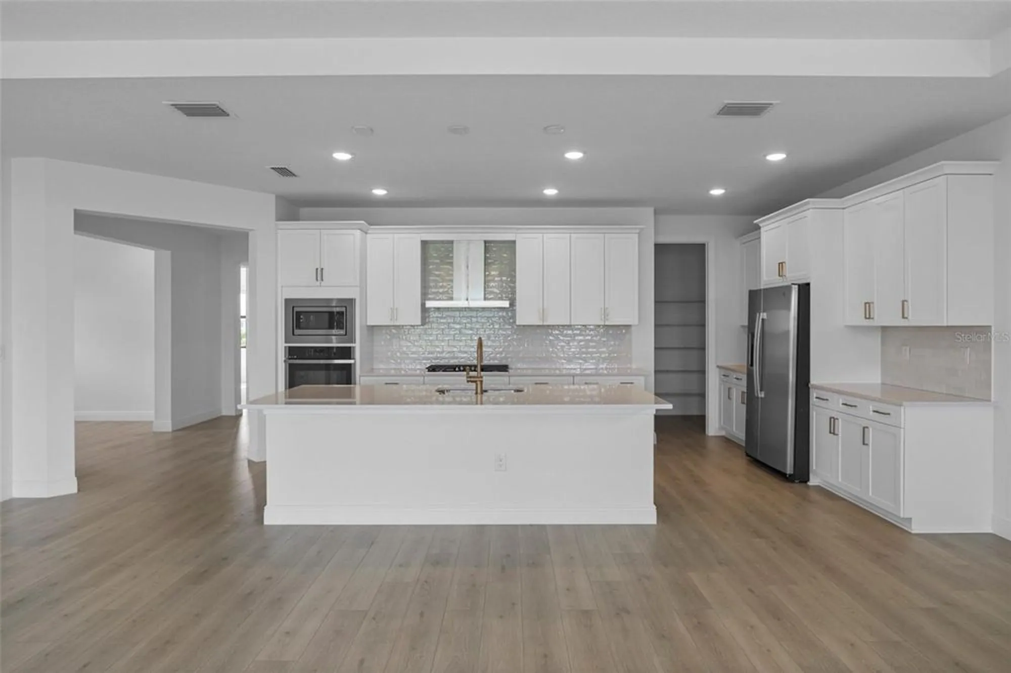 Property Slideshow image 7 of 62 | 18119 cresswind ter, Lakewood Ranch, FL, 34211