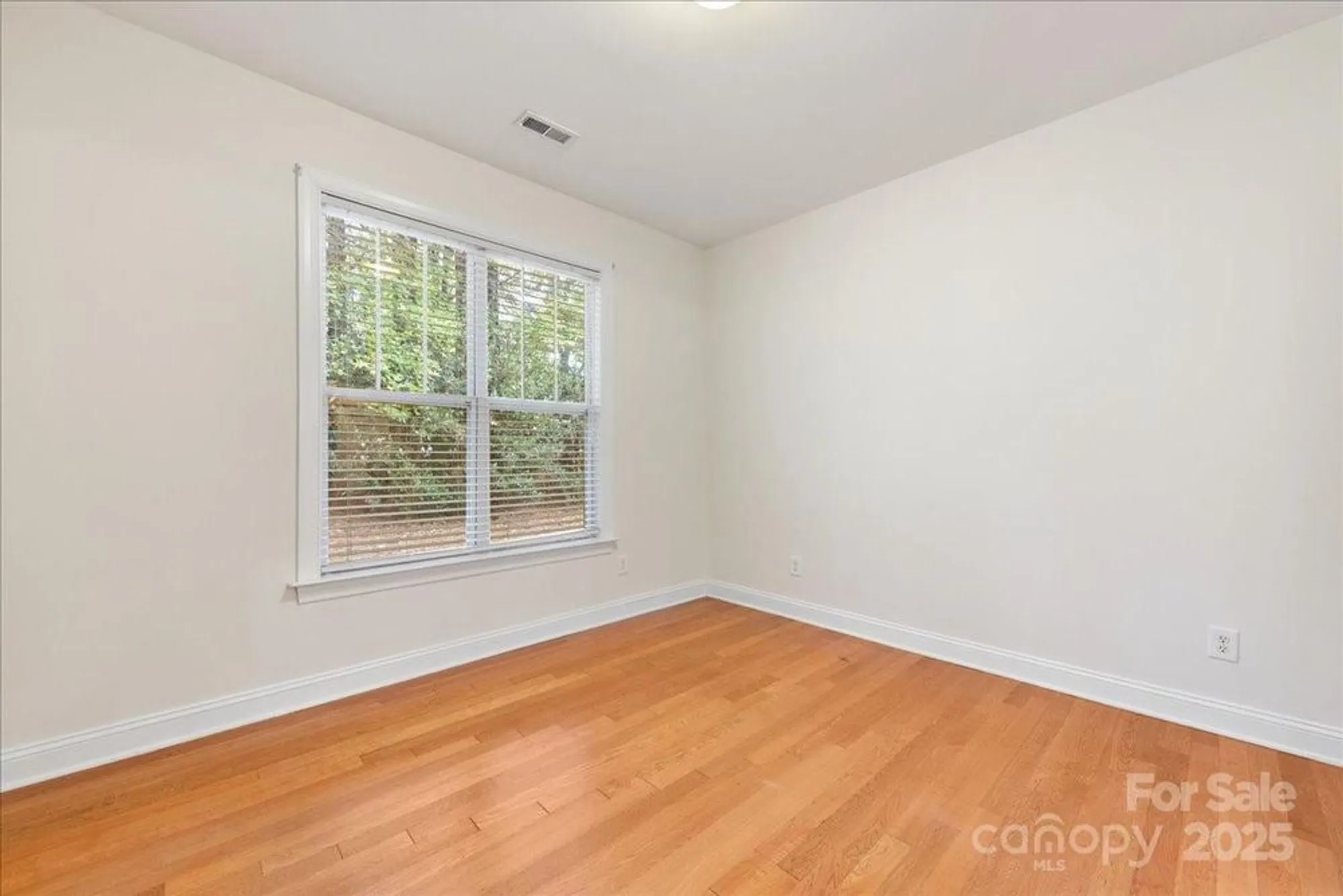 Property Slideshow image 27 of 48 | 1924 mezzo ct, Matthews, NC, 28105