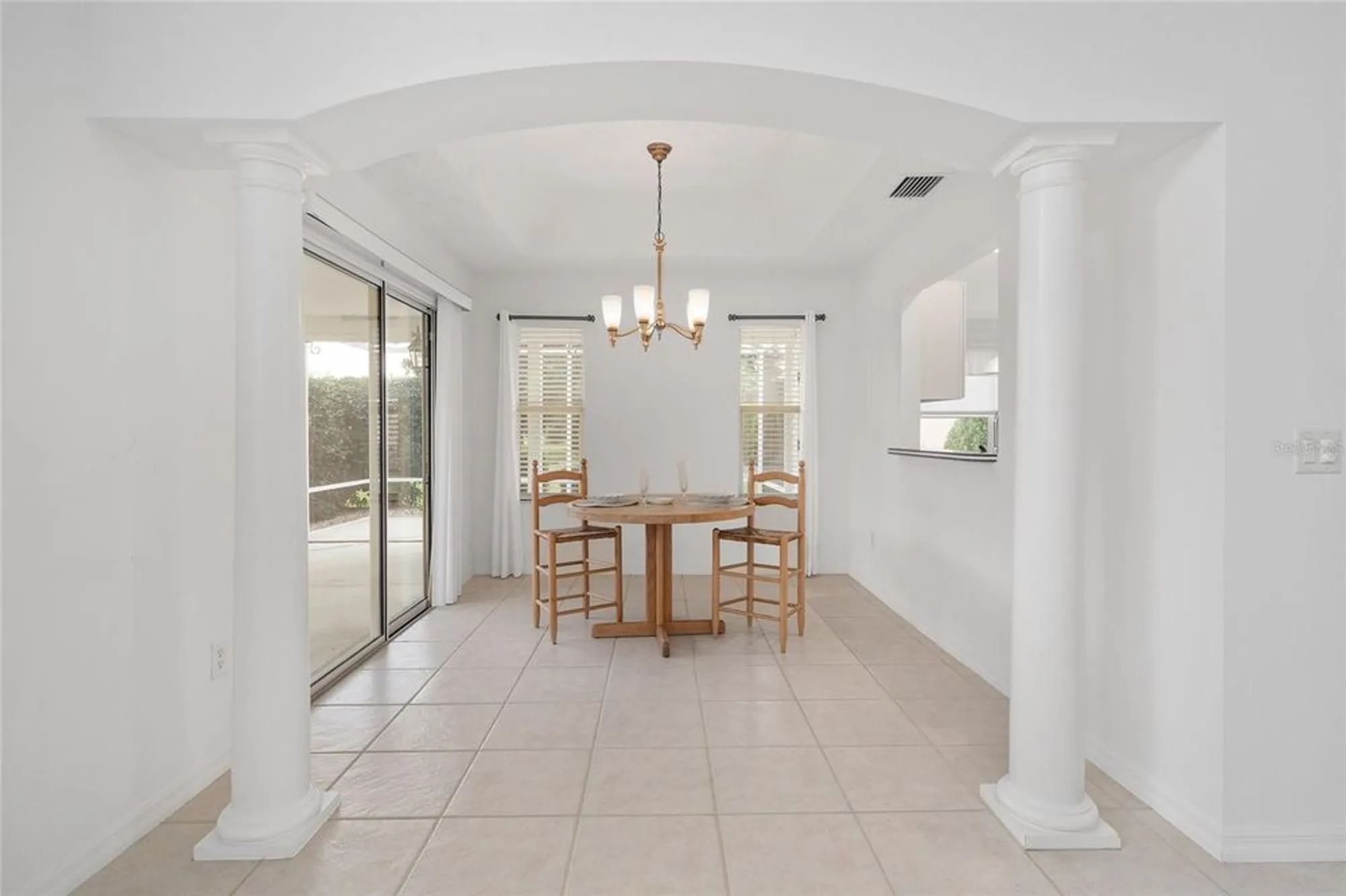 Property Slideshow image 18 of 72 | 560 smithfield pl, The Villages, FL, 32162
