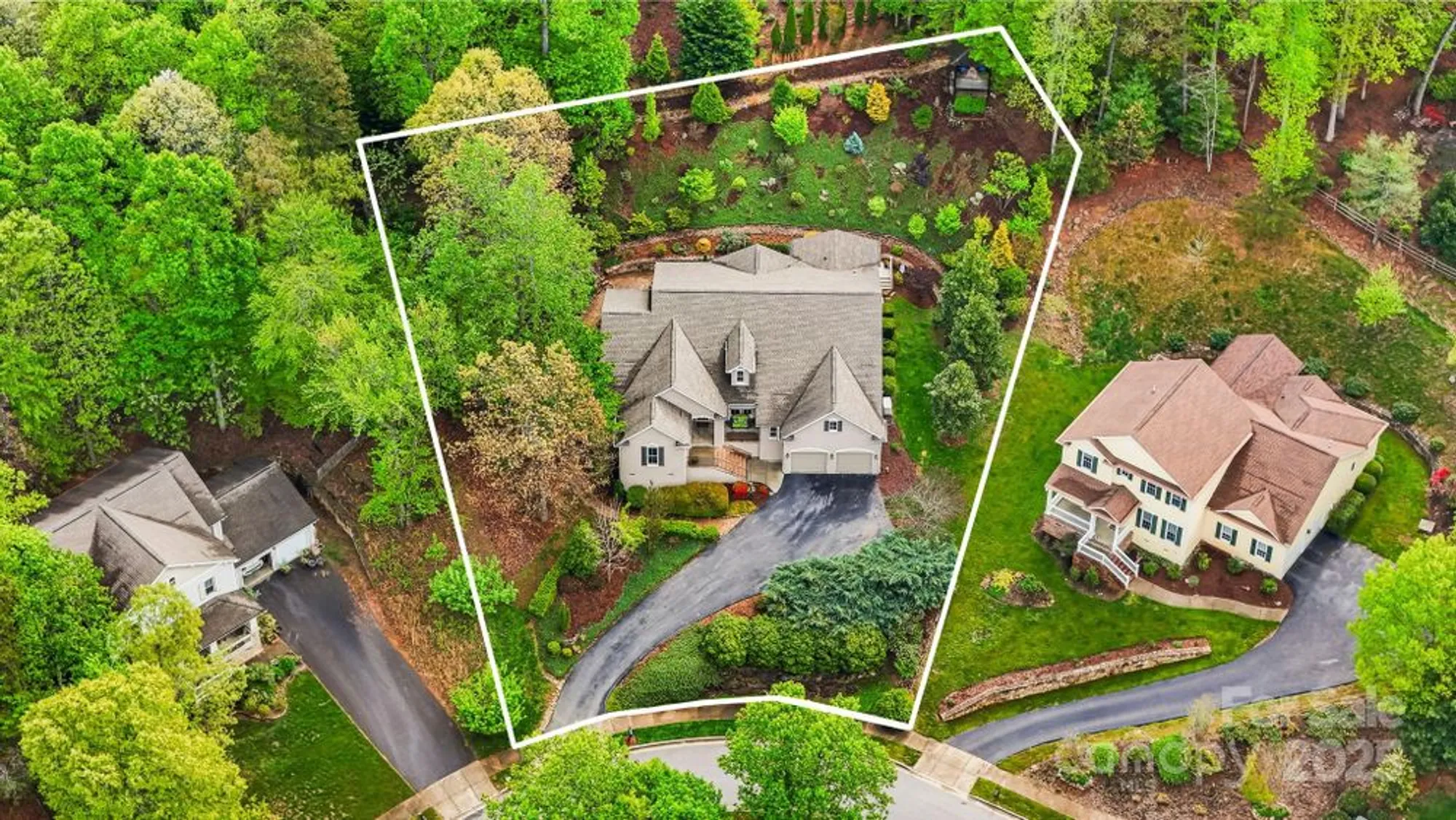 Property Slideshow image 30 of 48 | 14 larue ct, Biltmore Lake, NC, 28715