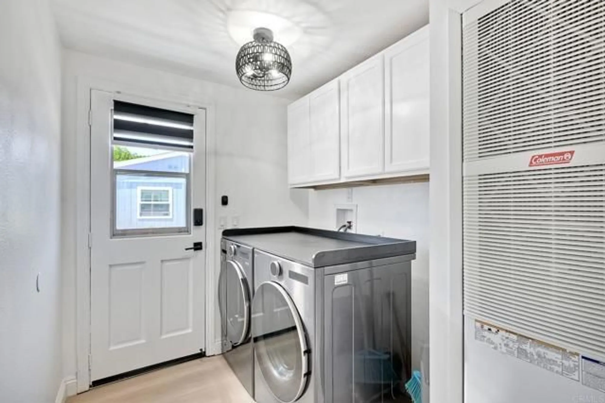 Property Slideshow image 13 of 34 | 1447 puritan dr, Oceanside, CA, 92057