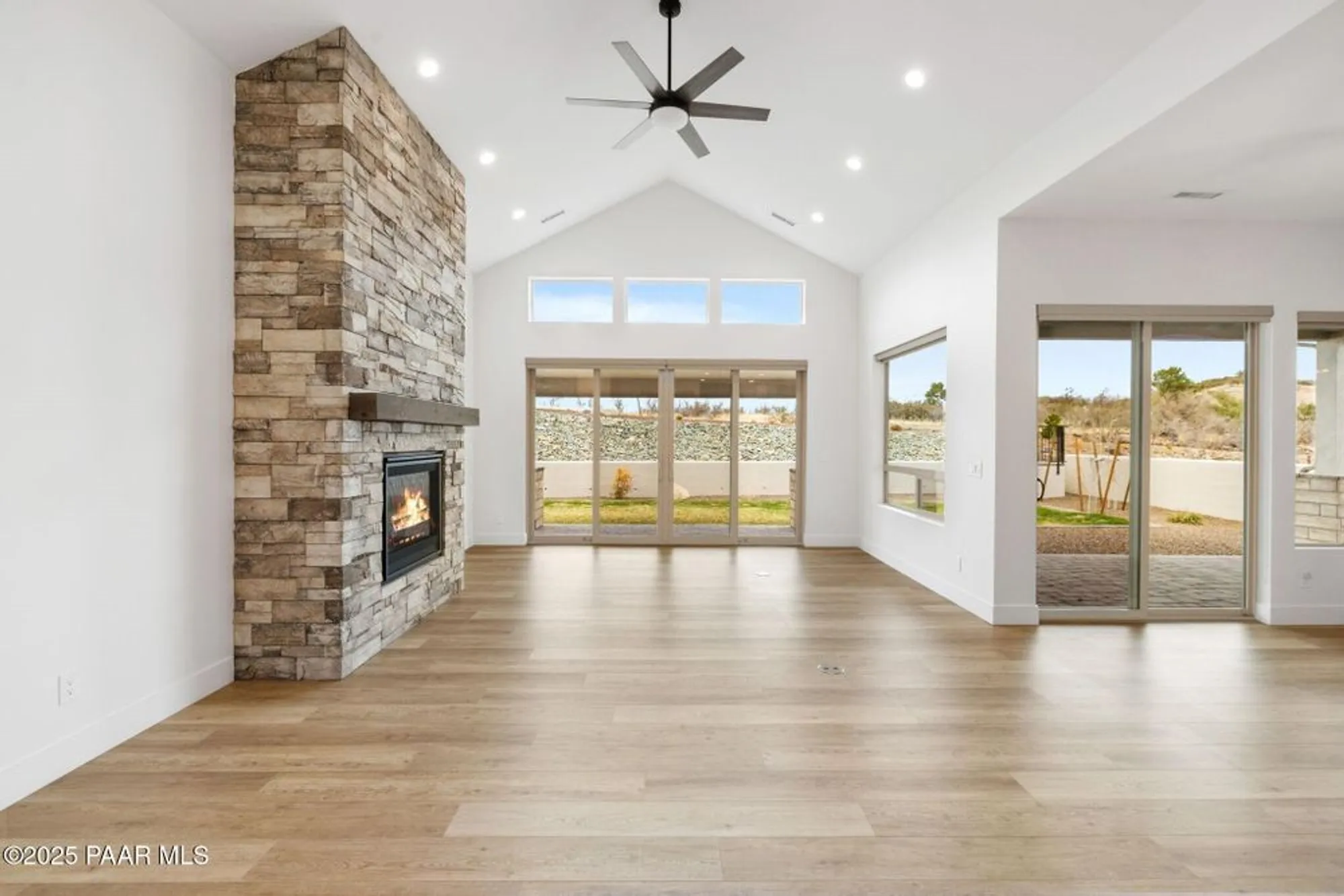 Property Slideshow image 5 of 43 | 1148 s lakeview dr, Prescott, AZ, 86301