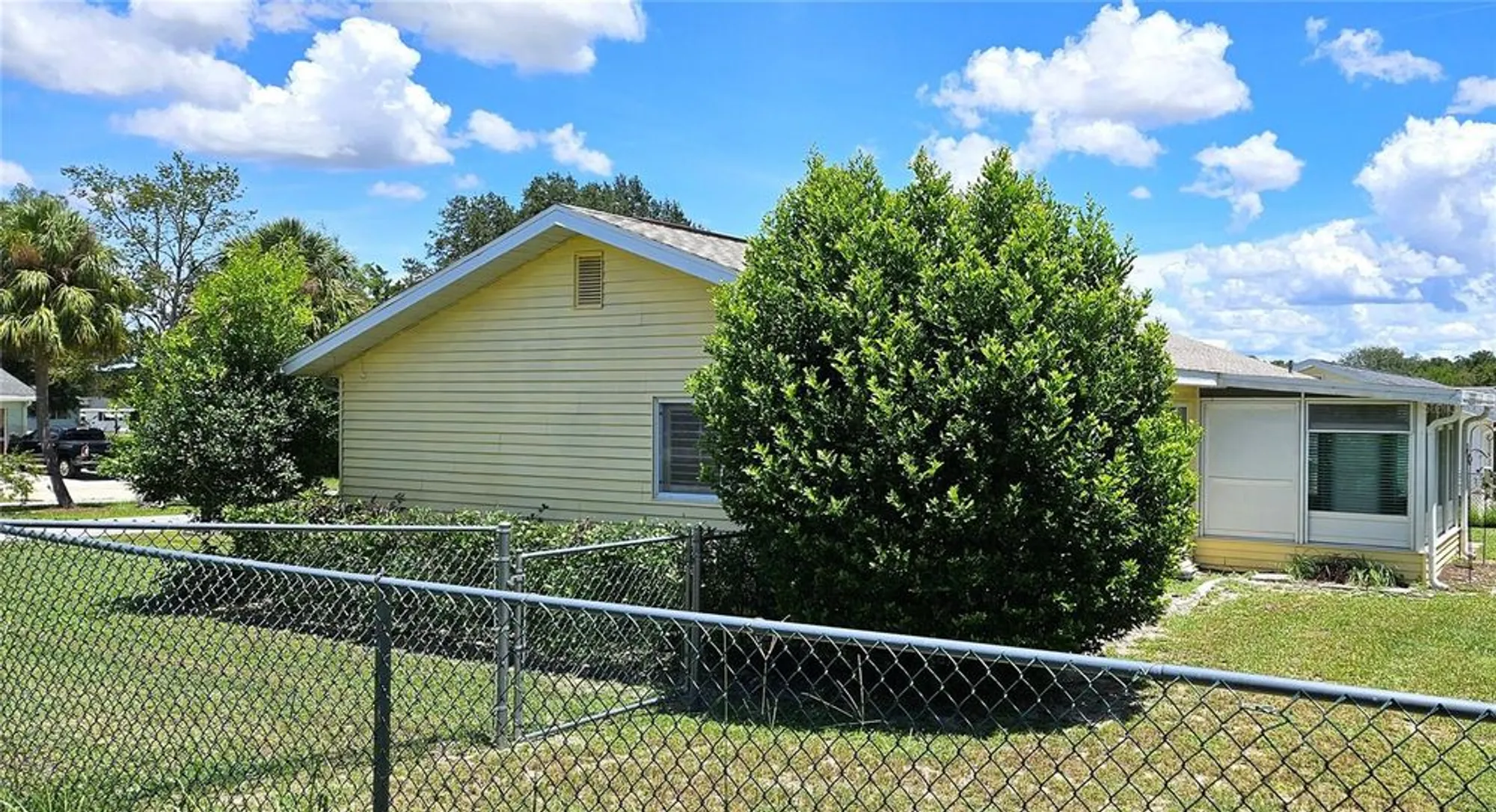 Property Slideshow image 7 of 29 | 8274 sw 106th pl, Ocala, FL, 34481