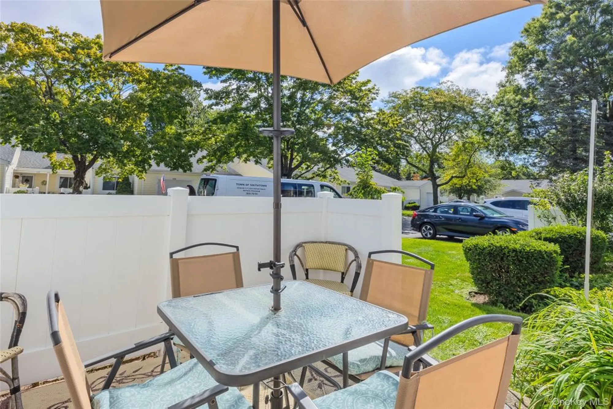 Property Slideshow image 24 of 35 | 204 bentley ct 204, Smithtown, NY, 11780